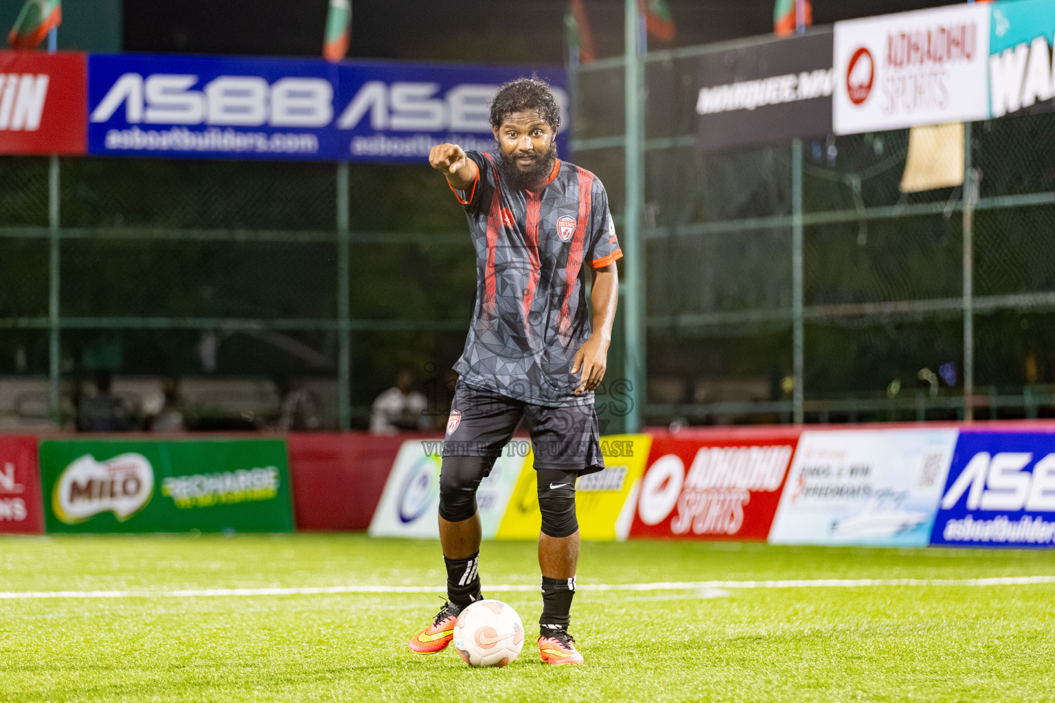 Day 4 of Milo Sector League 2025 was held in Rehendhi Futsal Ground, Hulhumale', Maldives on Tuesday, 4th November 2025. 

Photos: Hassan Simah / images.mv