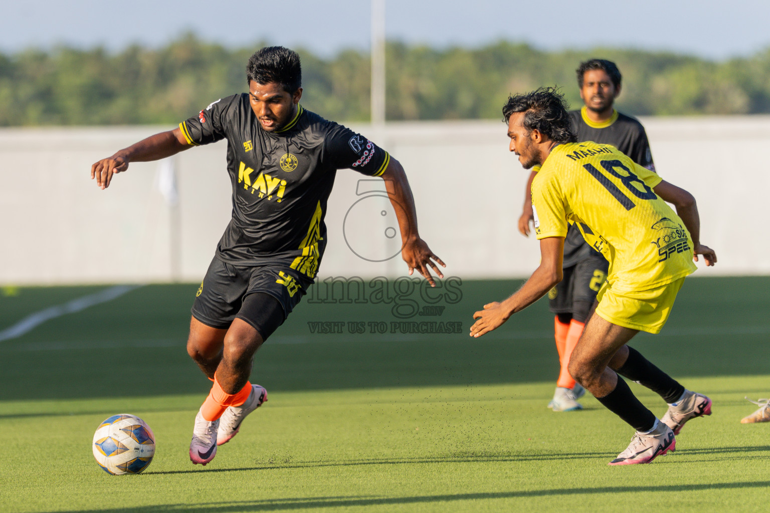 Velaa Sports Club vs Team Middle East in Day 3 of Eydhafushi Cup 2025 held in Eydhafushi Football Stadium at B. Eydhafushi, Maldives on Sunday, 7th September 2025. Photos: Arif Rasheed / images.mv
