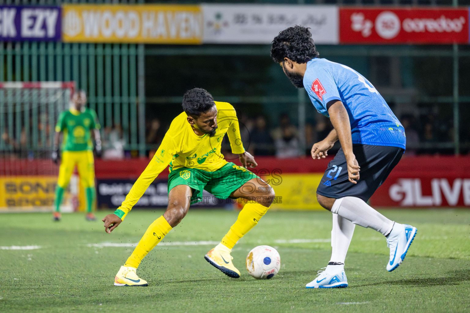 GDh. Fiyoaree VS GDh. Vaadhoo in Day 7 of Golden Futsal Challenge 2025 was held on Saturday, 11th January 2025, in Hulhumale', Maldives Photos: Hassan Simah / images.mv