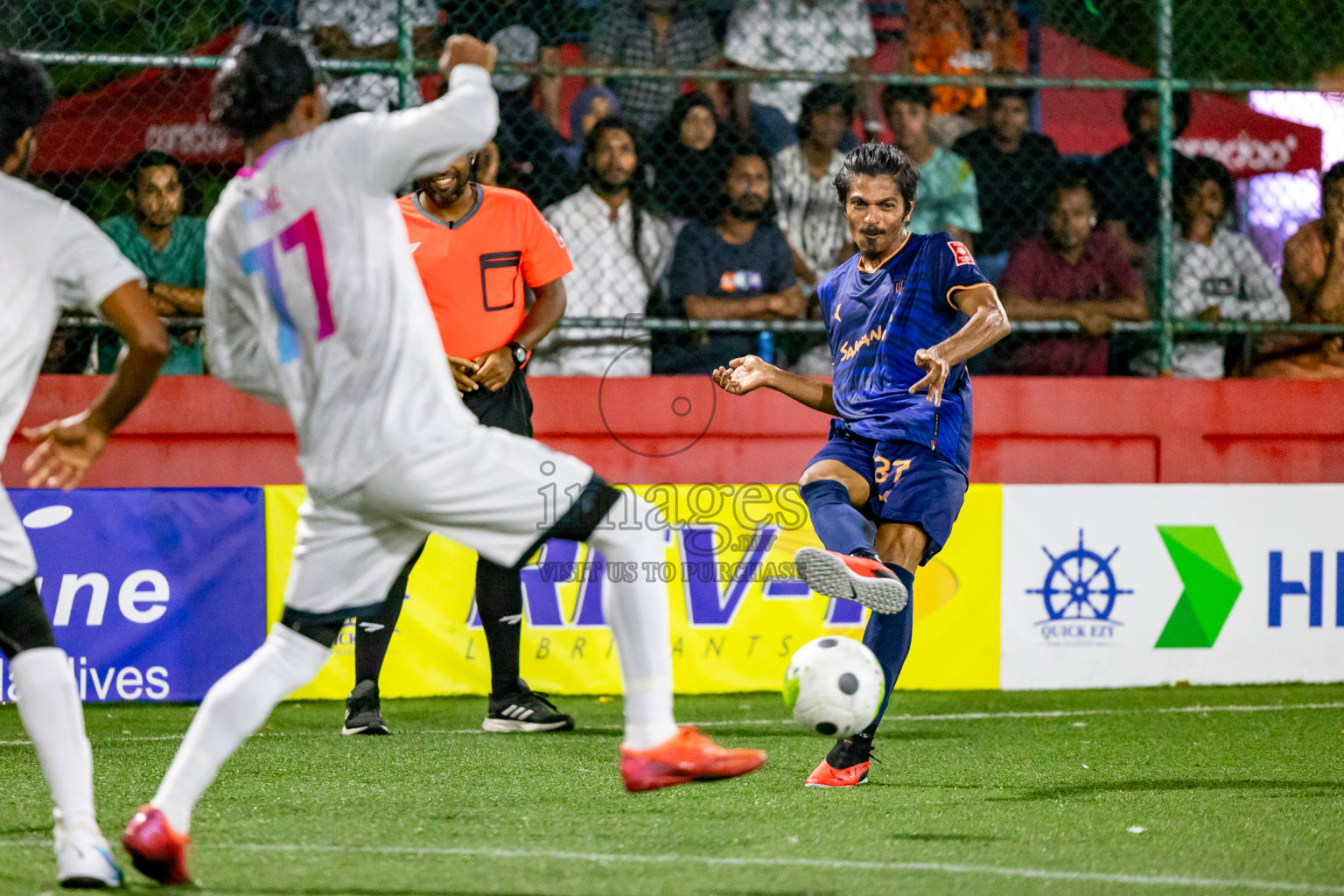 Lh. Kurendhoo VS Lh. Olhuvelifushi in Day 24 of Golden Futsal Challenge 2024 was held on Wednesday , 7th February 2024 in Hulhumale', Maldives 
Photos: Hassan Simah / images.mv