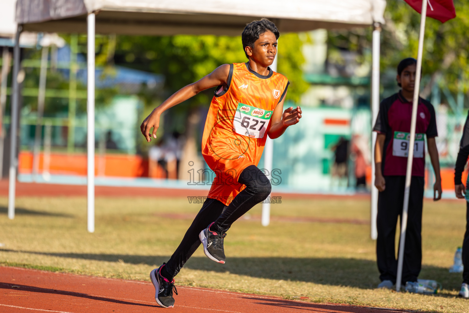 Day 1 of Inter-school Athletics Championship 2025 held in Ekuveni Synthetic Track, Male', Maldives on Monday, 06th October 2025. Photos by: Nausham Waheed, Areef, Ismail Thoriq / Images.mv