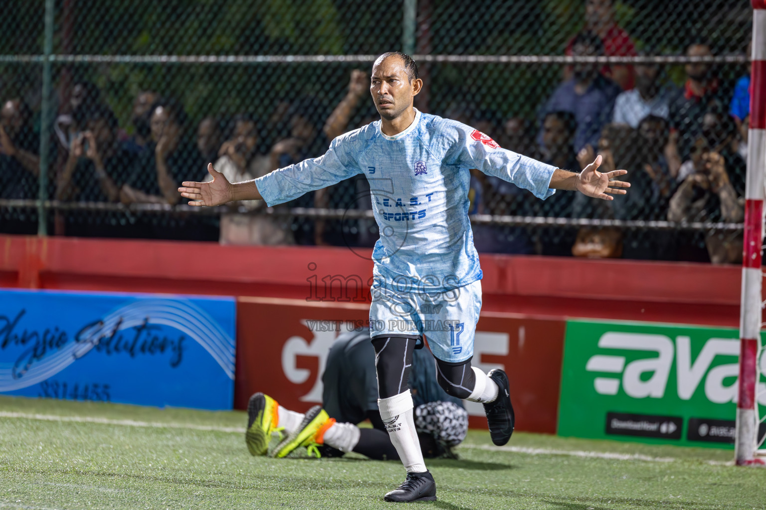 ADh Hangnaameedhoo vs ADh Kunburudhoo in Day 15 of Golden Futsal Challenge 2025 was held on Sunday, 19th January 2025, in Hulhumale', Maldives. Photos: Ismail Thoriq / images.mv