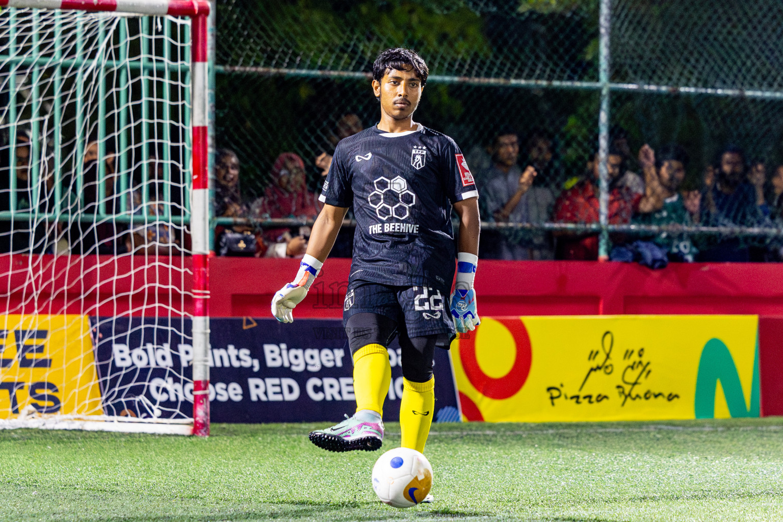 Th Thimarafushi vs Th Dhiyamigili in Day 10 of Golden Futsal Challenge 2025 was held on Tuesday, 14th January 2025, in Hulhumale', Maldives Photos: Nausham Waheed / images.mv