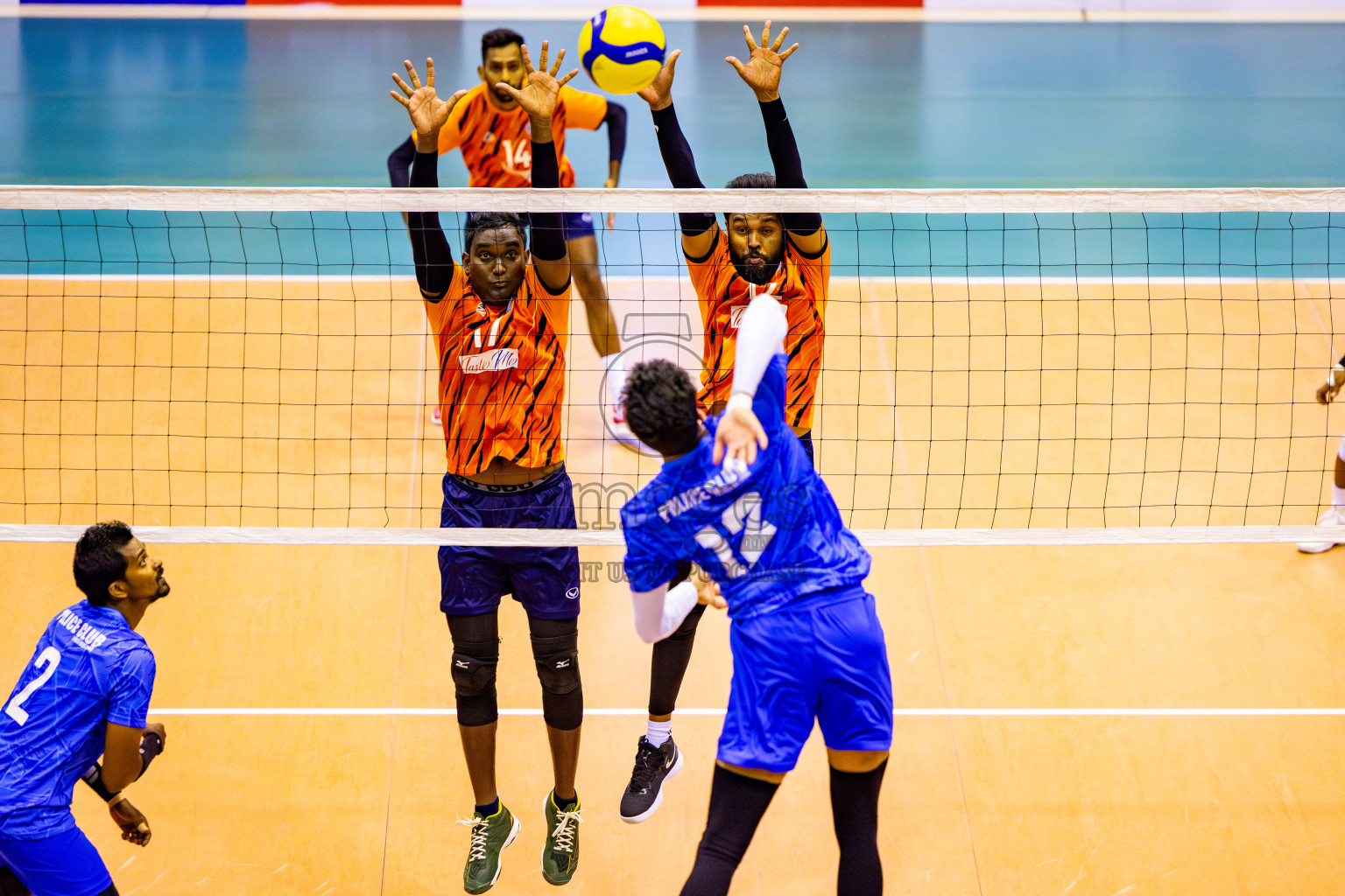 Sports Club City vs Police Club in Day 3 of MILO VAM Cup 2024 Men's Division was held in Social Center Indoor Hall on Wednesday, 30th October 2024. Photos: Nausham Waheed / images.mv