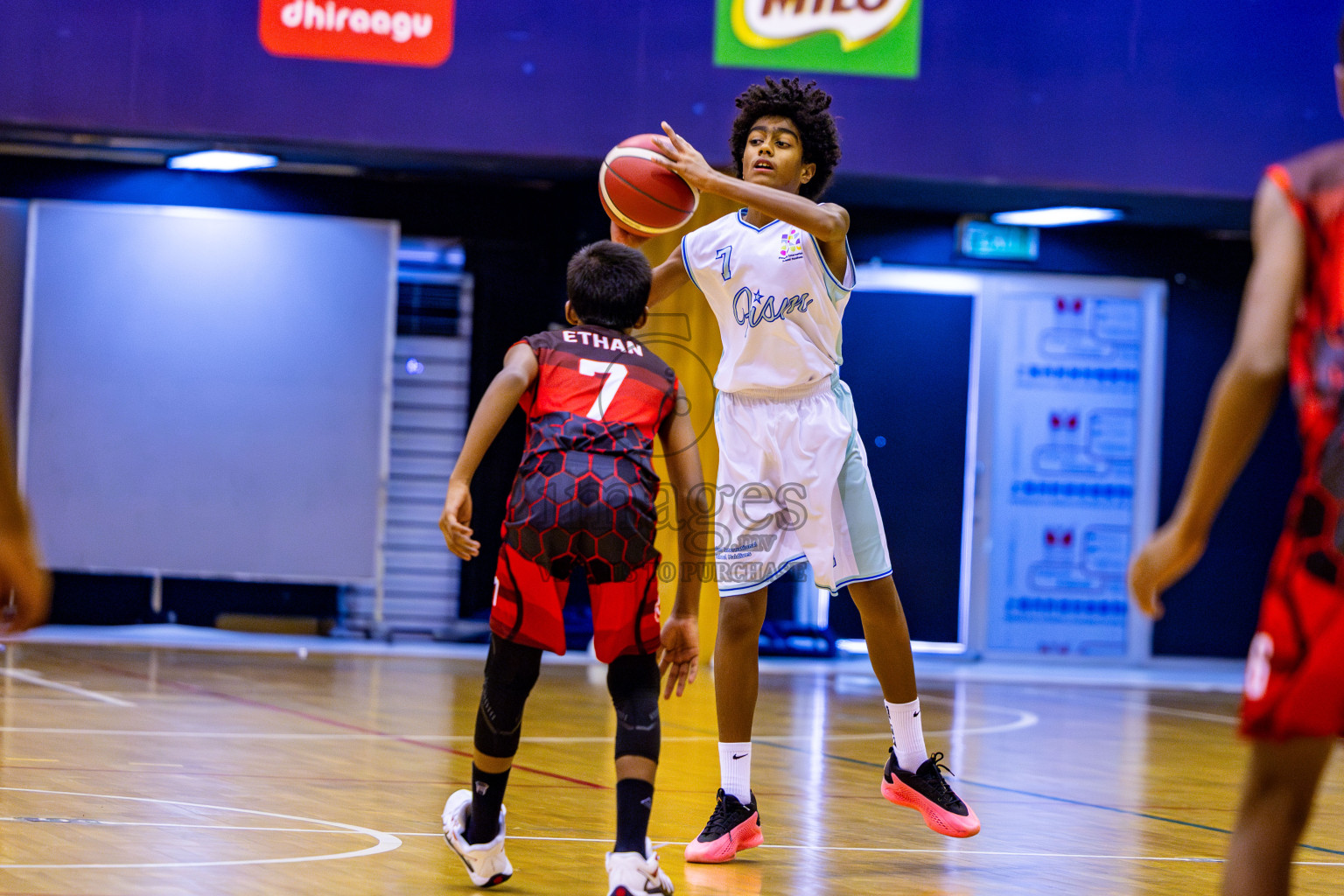 Iskandhar School vs Finland International School in Under 13 Boys Final of Junior Basketball Championship 2024 was held in Social Center, Male', Maldives on Sunday, 15th December 2024. Photos: Nausham Waheed / images.mv