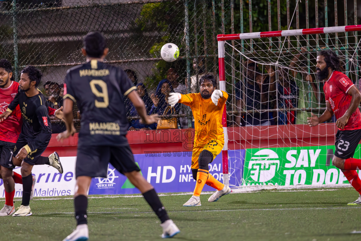 ADh Maamigili vs ADh Mahibadhoo on Day 36 of Golden Futsal Challenge 2024 was held on Wednesday, 21st February 2024, in Hulhumale', Maldives
Photos: Ismail Thoriq, / images.mv