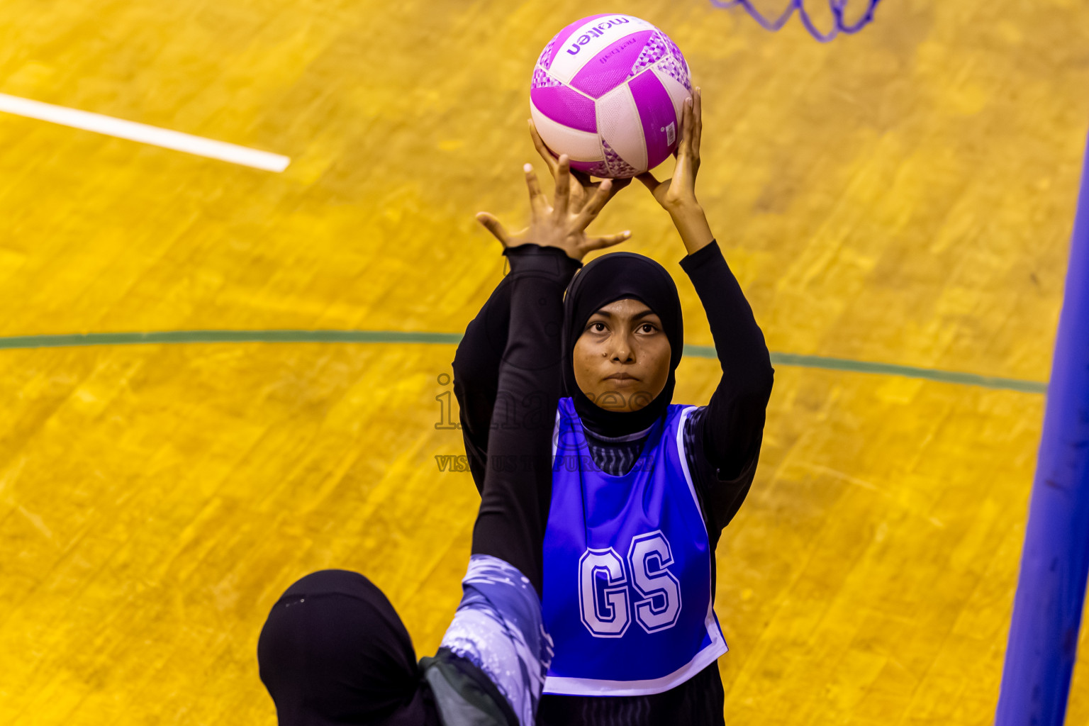 SC Skylark vs SC Shining Star in Day 7 of 24th Milo Netball Association Championship was held in Social Center at Male', Maldives on Sunday, 7th September 2025. Photos: Nausham Waheed / images.mv