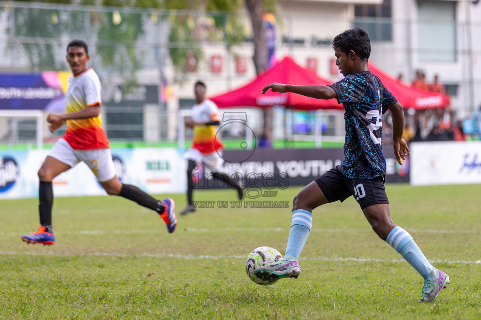 Club Eagles vs Super United Sports (U14) in Day 4 of Dhivehi Youth League 2024 held at Henveiru Stadium on Thursday, 28th November 2024. Photos: Shuu Abdul Sattar/ Images.mv