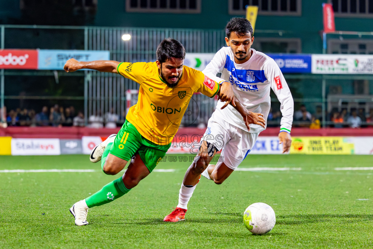 S Hithadhoo vs GDh Vaadhoo on Day 37 of Golden Futsal Challenge 2024 was held on Thursday, 22nd February 2024, in Hulhumale', Maldives
Photos: Mohamed Mahfooz Moosa/ images.mv