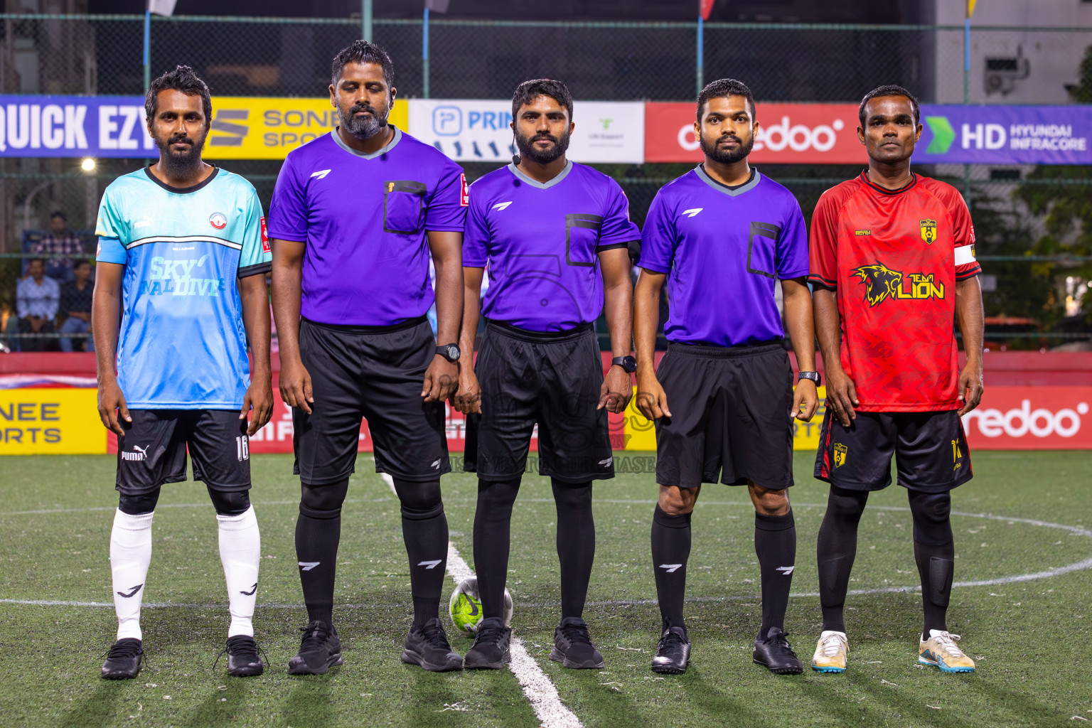 HDh Kumundhoo vs Hah Nellaidhoo in Day 10 of Golden Futsal Challenge 2024 was held on Tuesday, 23rd January 2024, in Hulhumale', Maldives
Photos: Ismail Thoriq / images.mv