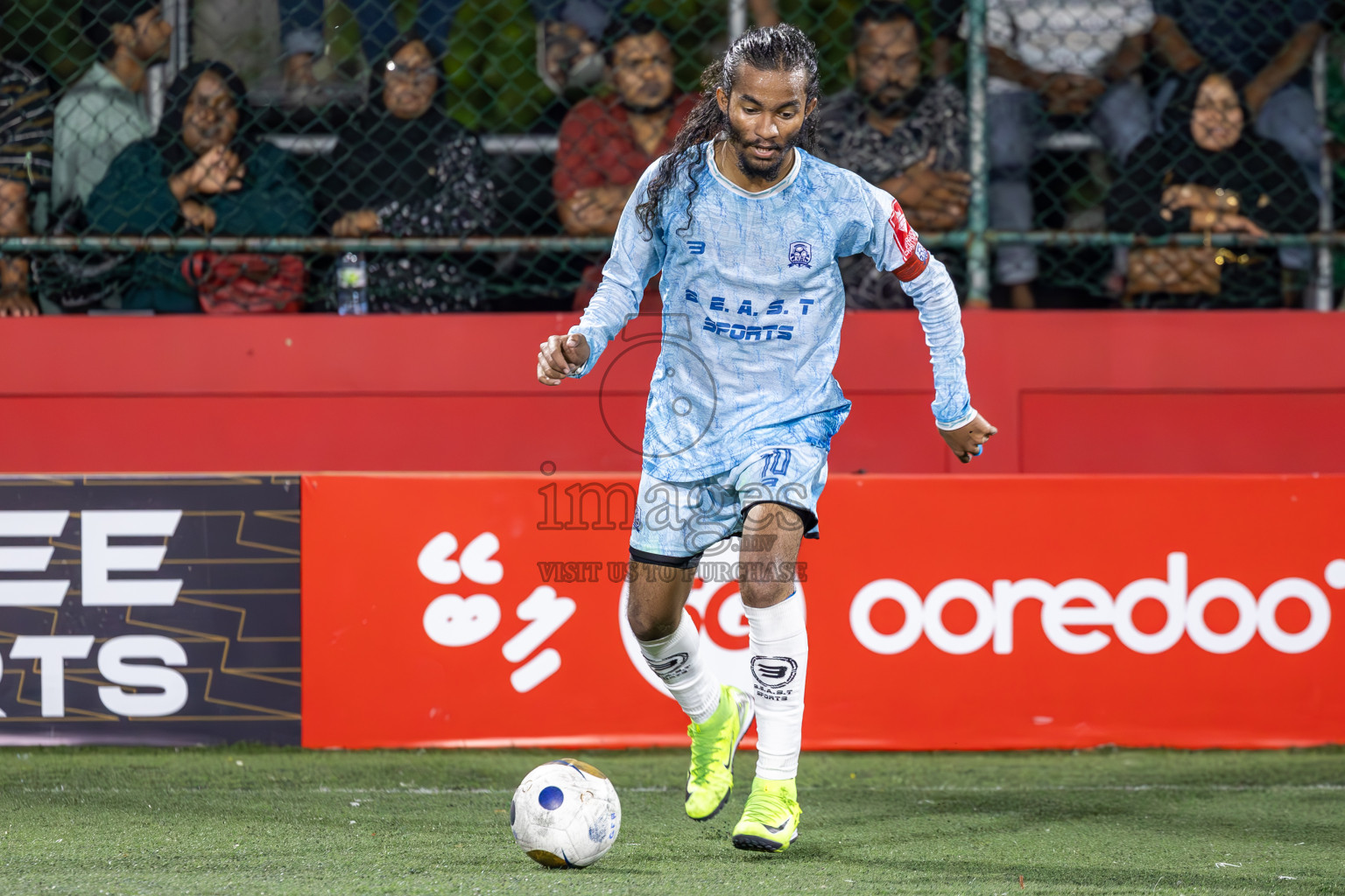ADh Hangnaameedhoo vs ADh Kunburudhoo in Day 15 of Golden Futsal Challenge 2025 was held on Sunday, 19th January 2025, in Hulhumale', Maldives. Photos: Ismail Thoriq / images.mv