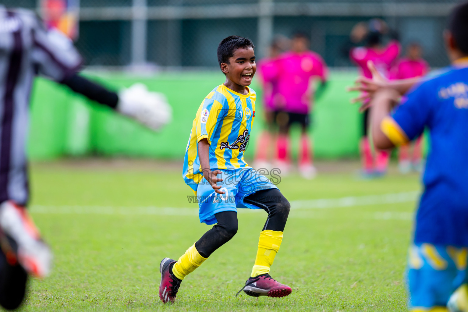 Under 12 United Victory vs Valancia on day 3 of Dhivehi Youth League 2024 held at Henveiru Stadium on Saturday, 23rd November 2024. Photos: Nausham Waheed/ Images.mv