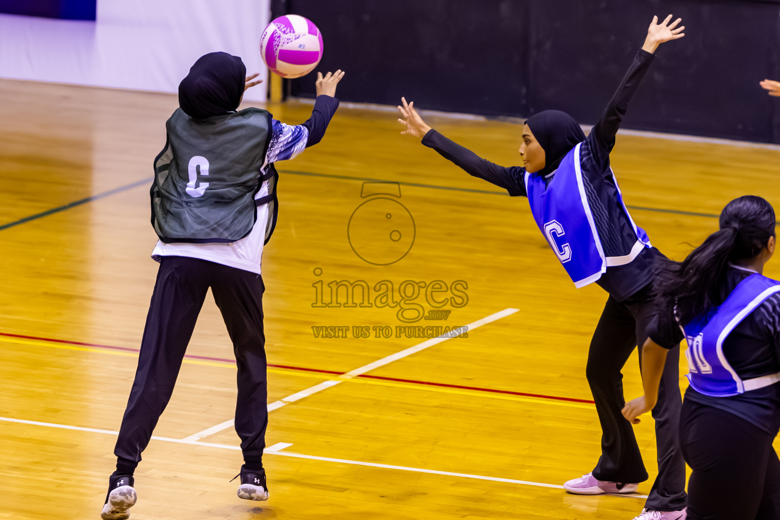 SC Skylark vs SC Shining Star in Day 7 of 24th Milo Netball Association Championship was held in Social Center at Male', Maldives on Sunday, 7th September 2025. Photos: Nausham Waheed / images.mv
