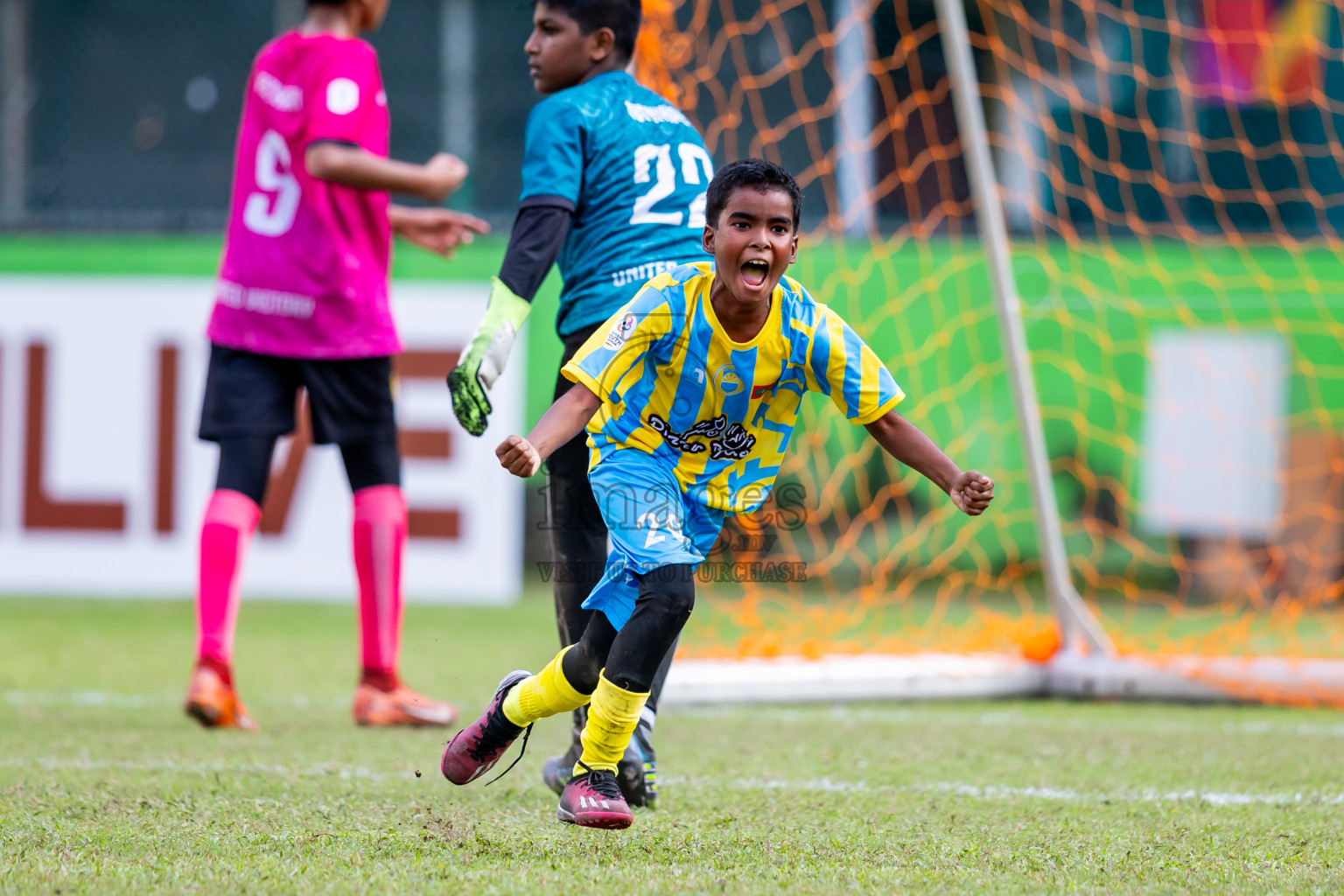 Under 12 United Victory vs Valancia on day 3 of Dhivehi Youth League 2024 held at Henveiru Stadium on Saturday, 23rd November 2024. Photos: Nausham Waheed/ Images.mv