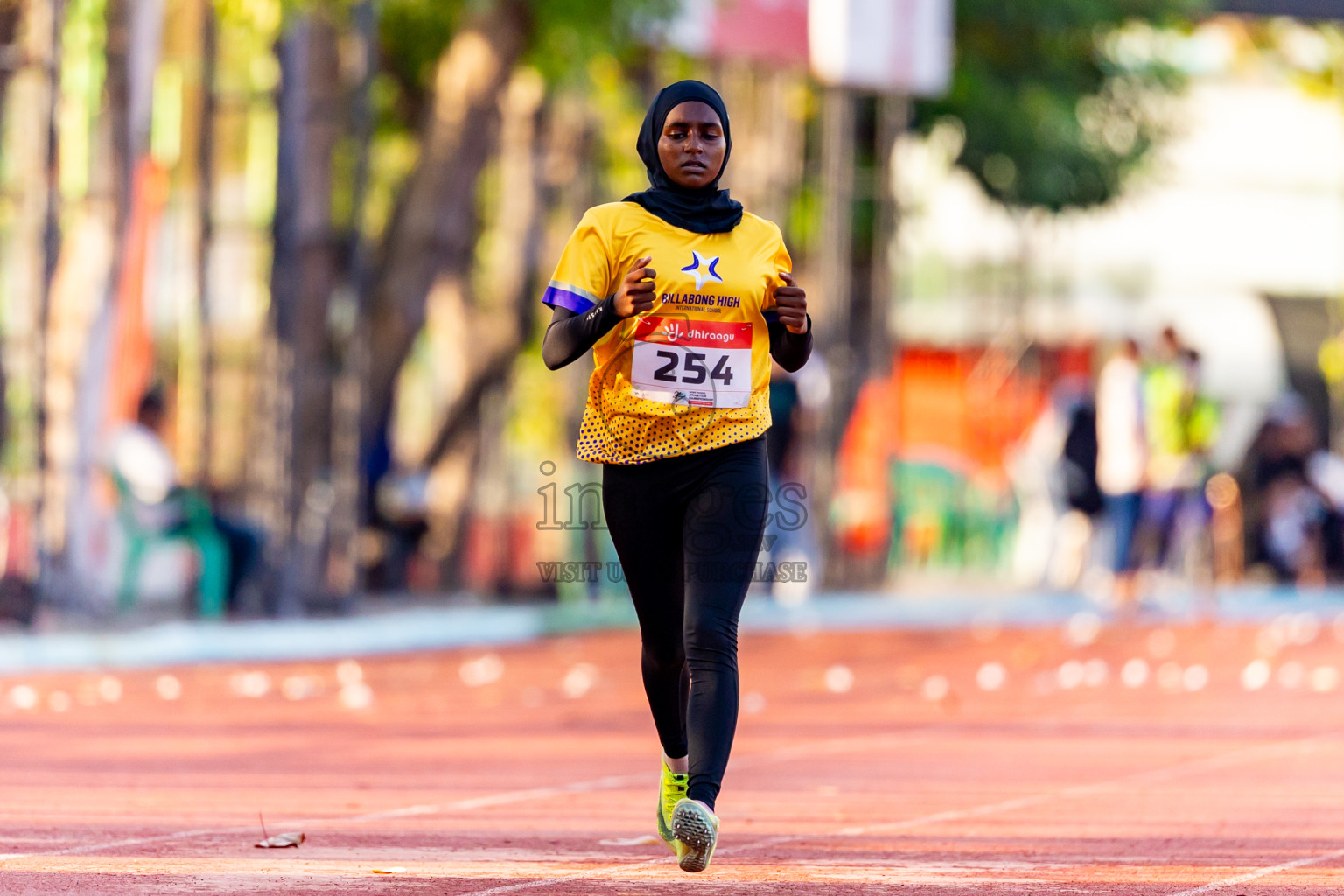 Day 1 of Inter-school Athletics Championship 2025 held in Ekuveni Synthetic Track, Male', Maldives on Monday, 06th October 2025. Photos by: Nausham Waheed / Images.mv
