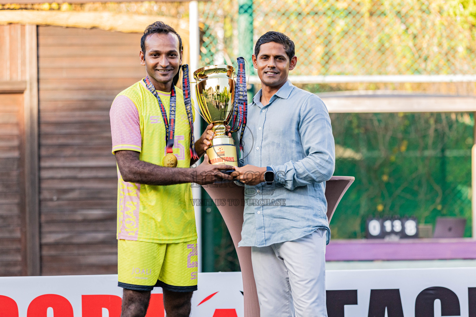 Resort League 2025 Raa Zone - Final Match
Joali vs kothaifaru in Resort League 2025 (Raa Zone) was held on Thursday, 21th august 2025 in JOALI Maldives Resort, Raa Atoll, Maldives. Photos: Areef Adam / images.mv