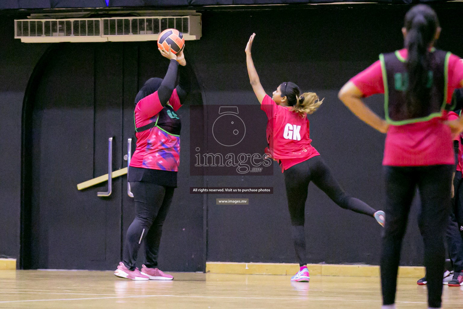 Lorenzo Sports Club vs United Unity Sports Club in the Milo National Netball Tournament 2022 on 17 July 2022, held in Social Center, Male', Maldives. Photographer: Ahmed Dhaadh / Images.mv