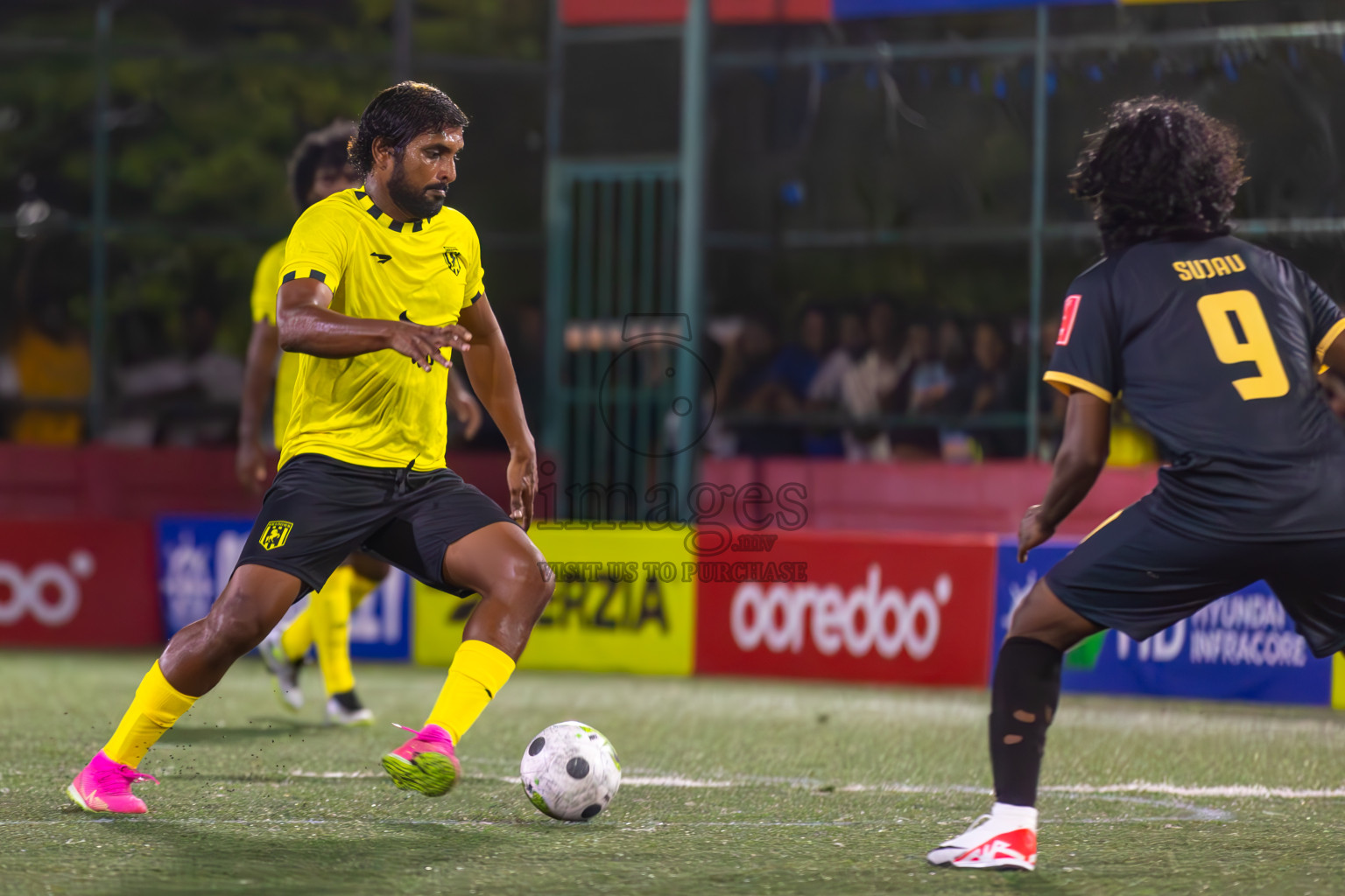 Lh Naifaru vs Lh Olhuvelifushi in Day 21 of Golden Futsal Challenge 2024 was held on Sunday , 4th February 2024 in Hulhumale', Maldives
Photos: Ismail Thoriq / images.mv