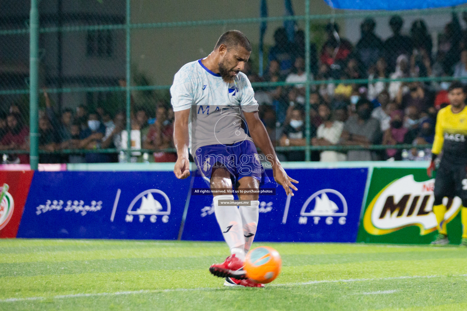 Club Maldives 2021 Round of 16 (Day 1) held at Hulhumale;, on 8th December 2021 Photos: Nasam & Simah / images.mv