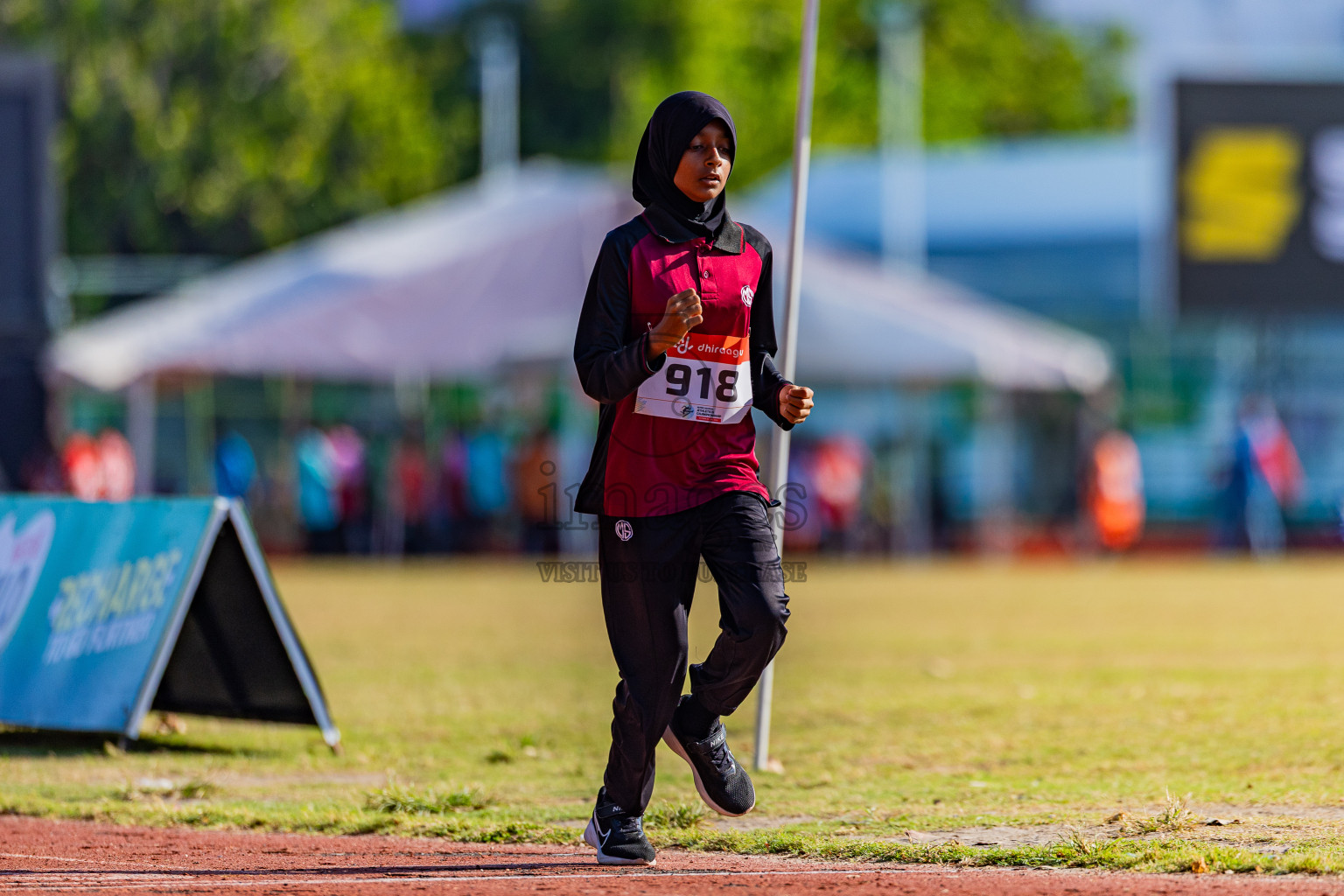 Day 1 of Inter-school Athletics Championship 2025 held in Ekuveni Synthetic Track, Male', Maldives on Monday, 06th October 2025. Photos by: Areef Adam  / Images.mv