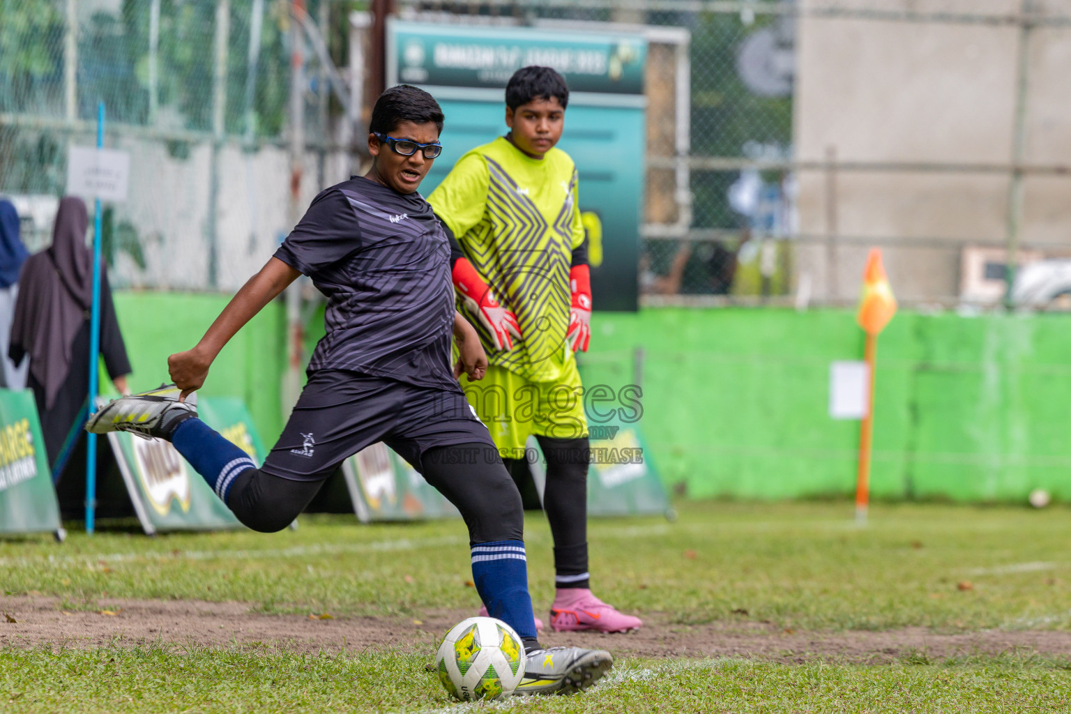 Day 2 of MILO Academy Championship 2025 (U14) was held on Friday, 31st October 2025 at Henveiru Football Grounds, Male', Maldives . 
Photos: Hassan Simah / images.mv