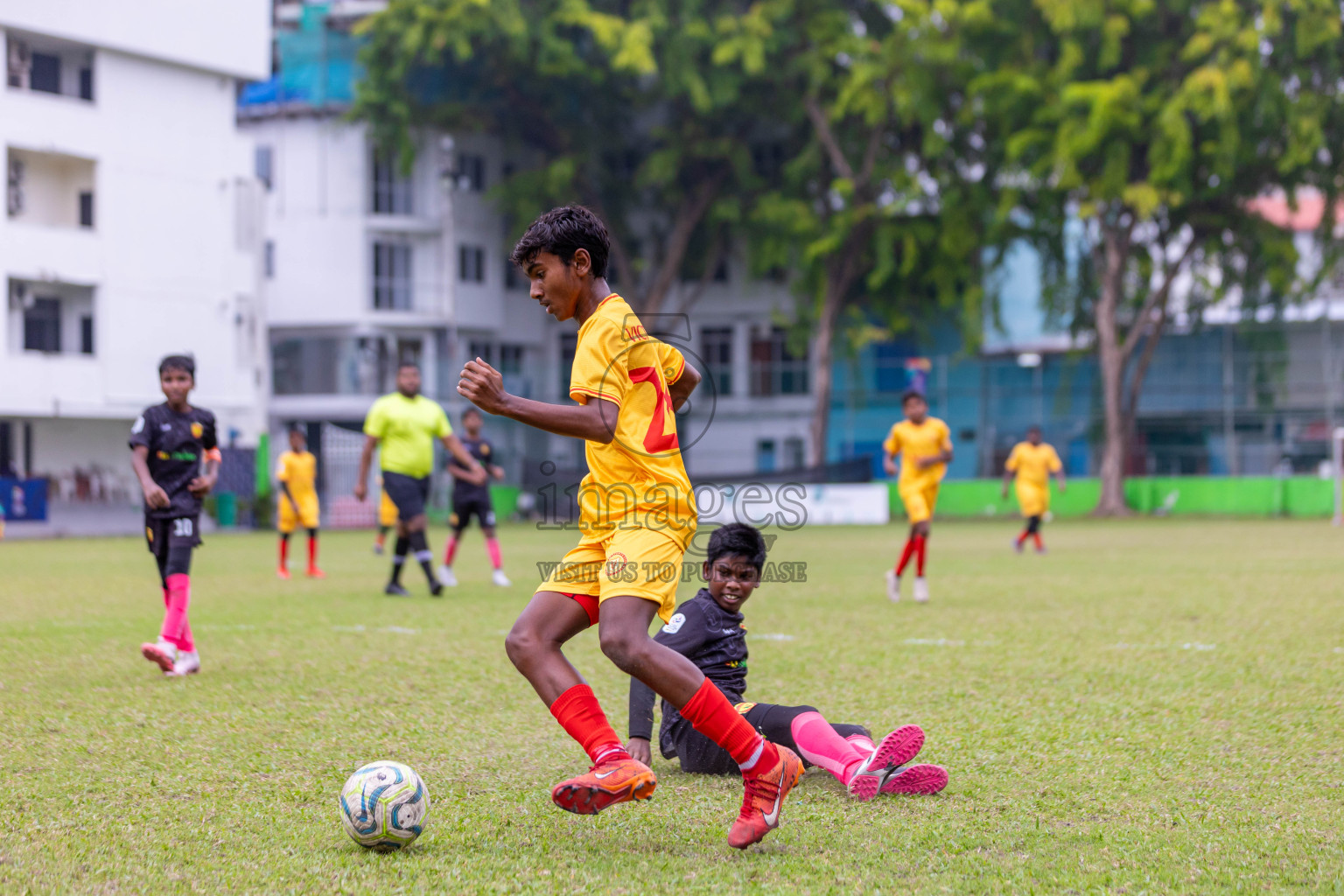 United Victory vs Victory Sports Club  (U12) in Day 5 of Dhivehi Youth League 2024 held at Henveiru Stadium on Friday 29th November 2024. Photos: Shuu Abdul Sattar/ Images.mv