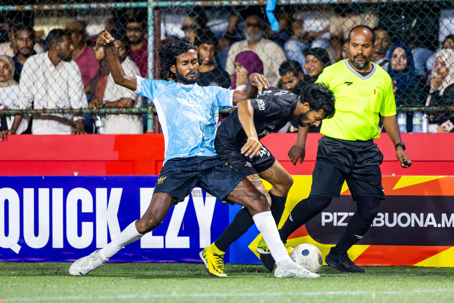 K Maafushi vs K Kaashidhoo in zone round on Day 31 of Golden Futsal Challenge 2025 was held on Tuesday , 4th February 2025, in Hulhumale', Maldives. Photos: Nausham Waheed / images.mv