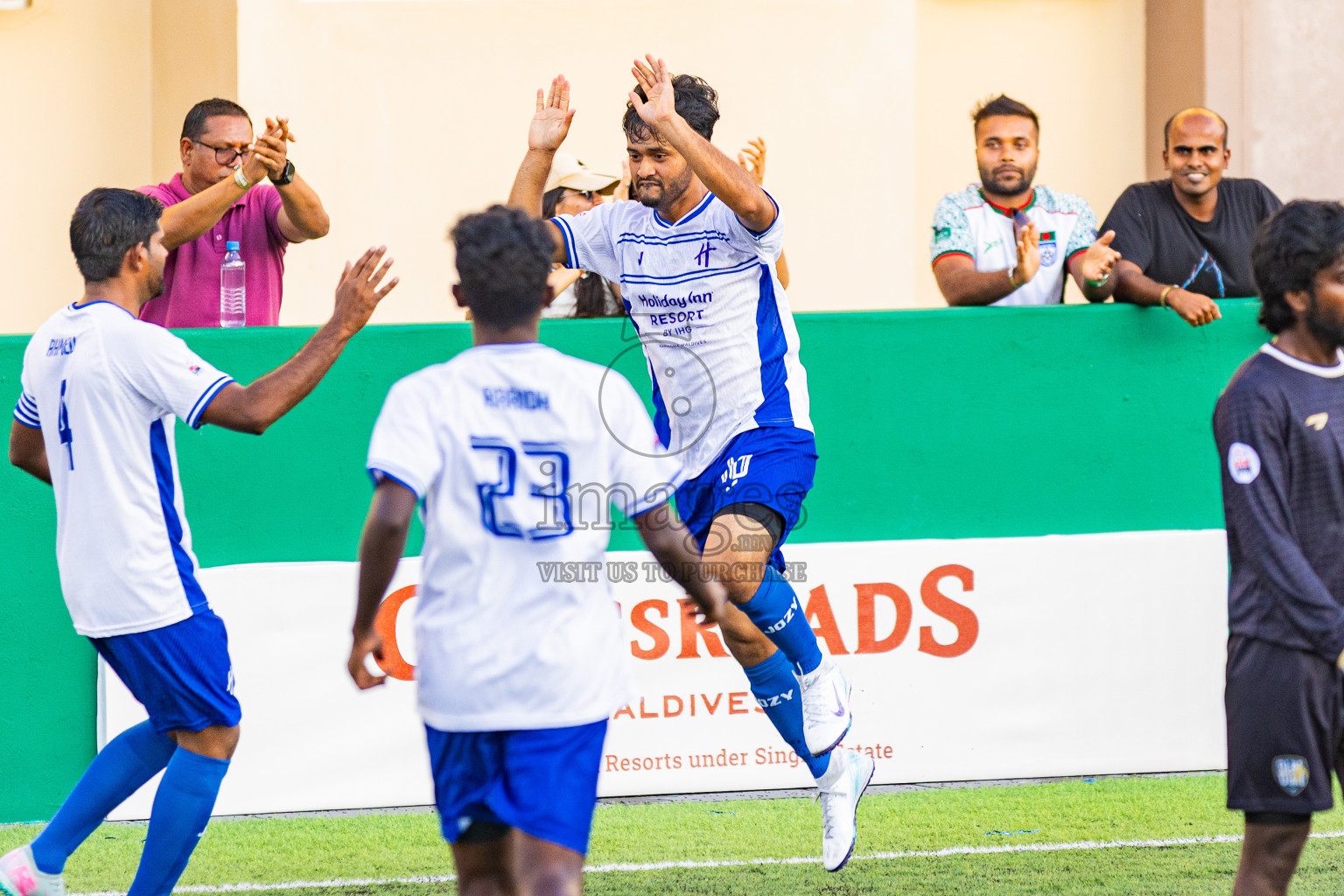 Ozen Maadhoo vs Kandooma in Resort League 2025 (South Male Zone) day 2 was held on Monday, 29th September 2025 in Crossroads's Maldives, Photos: Areef Adam / images.mv