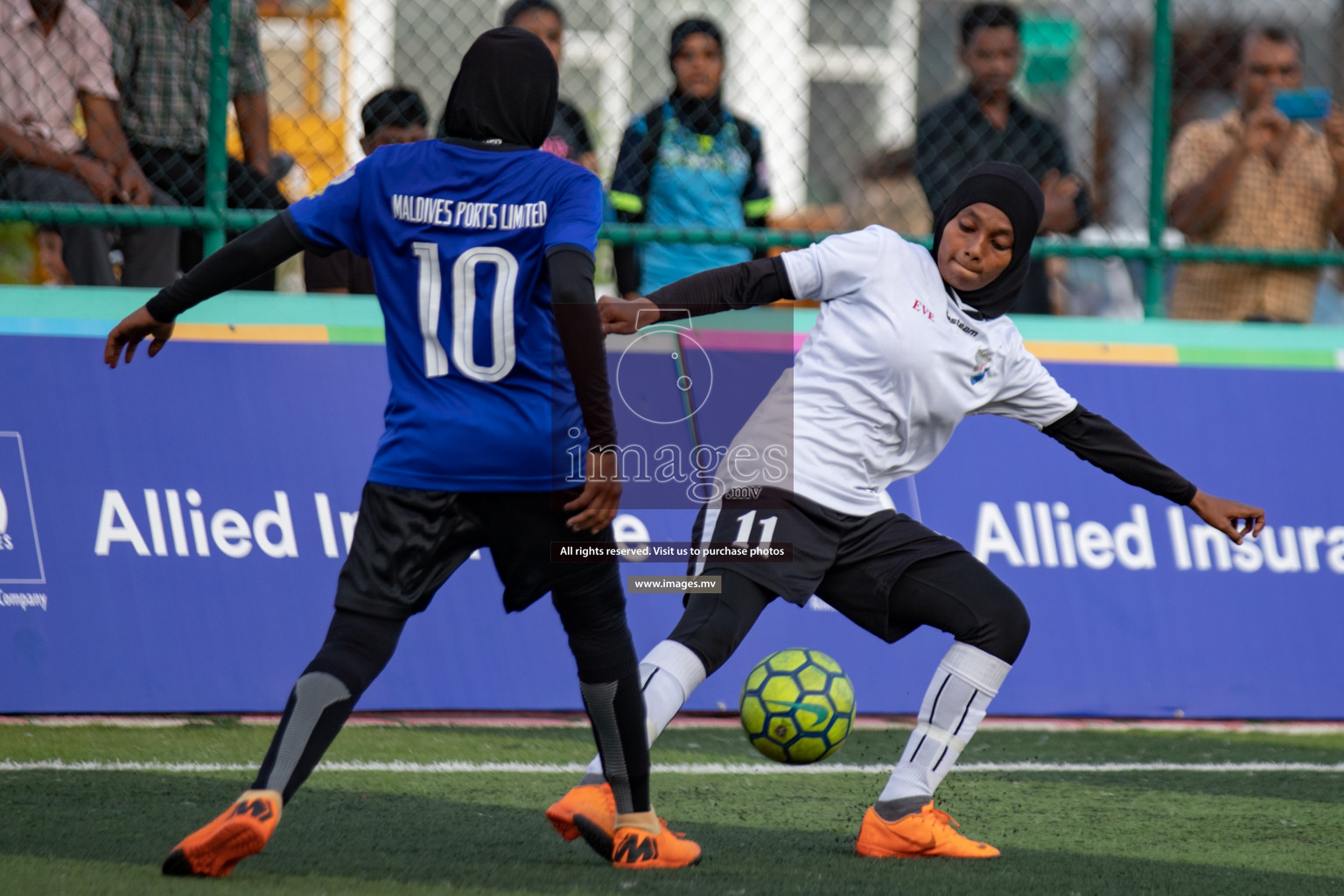 Maldives Ports Limited vs Dhivehi Sifainge Club in the semi finals of 18/30 Women's Futsal Fiesta 2019 on 27th April 2019, held in Hulhumale Photos: Hassan Simah / images.mv