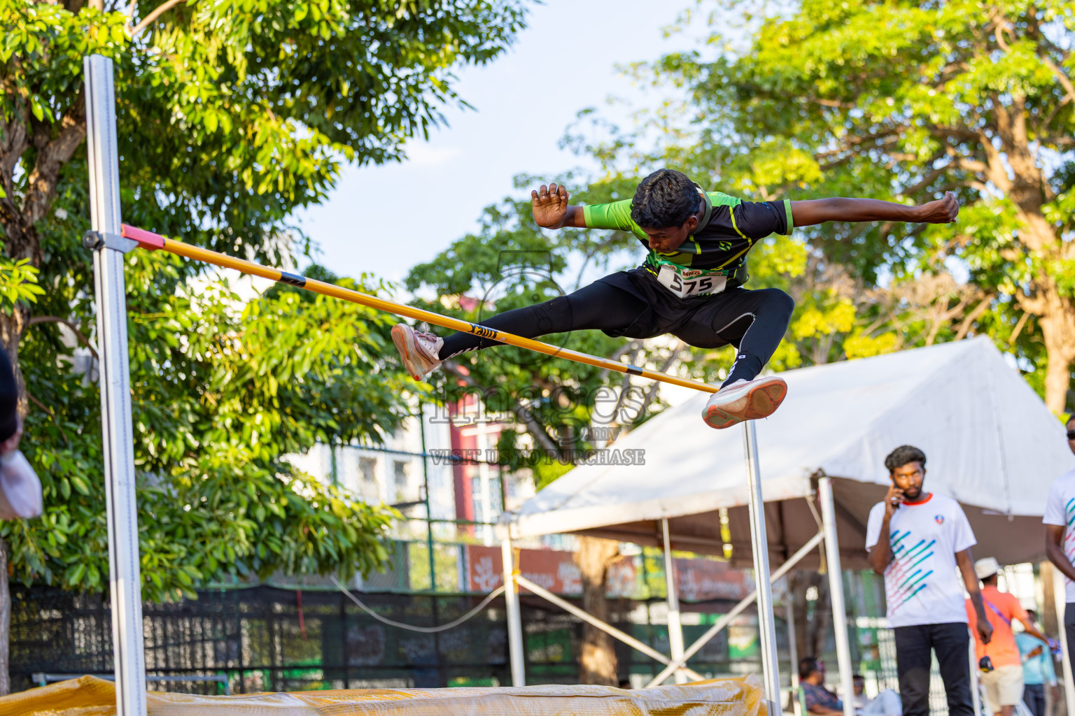 Day 1 of Inter-school Athletics Championship 2025 held in Ekuveni Synthetic Track, Male', Maldives on Monday, 06th October 2025. Photos by: Ismail Thoriq / Images.mv