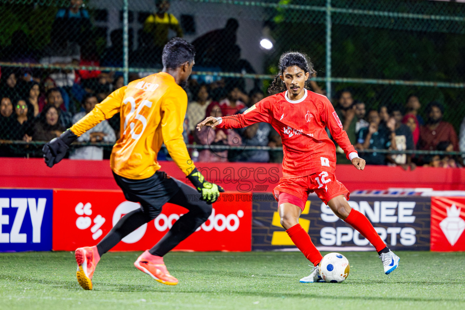 F Dharanboodhoo VS F Nilandhoo in Day 7 of Golden Futsal Challenge 2025 was held on Saturday, 11th January 2025, in Hulhumale', Maldives Photos: Nausham Waheed / images.mv