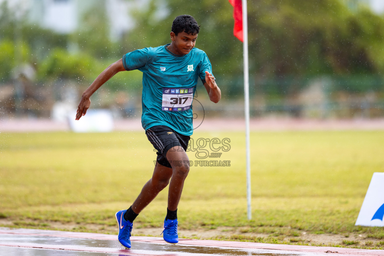 Day 1 of MWSC Interschool Athletics Championships 2024 held in Hulhumale Running Track, Hulhumale, Maldives on Saturday, 9th November 2024. 
Photos by: Ismail Thoriq / images.mv