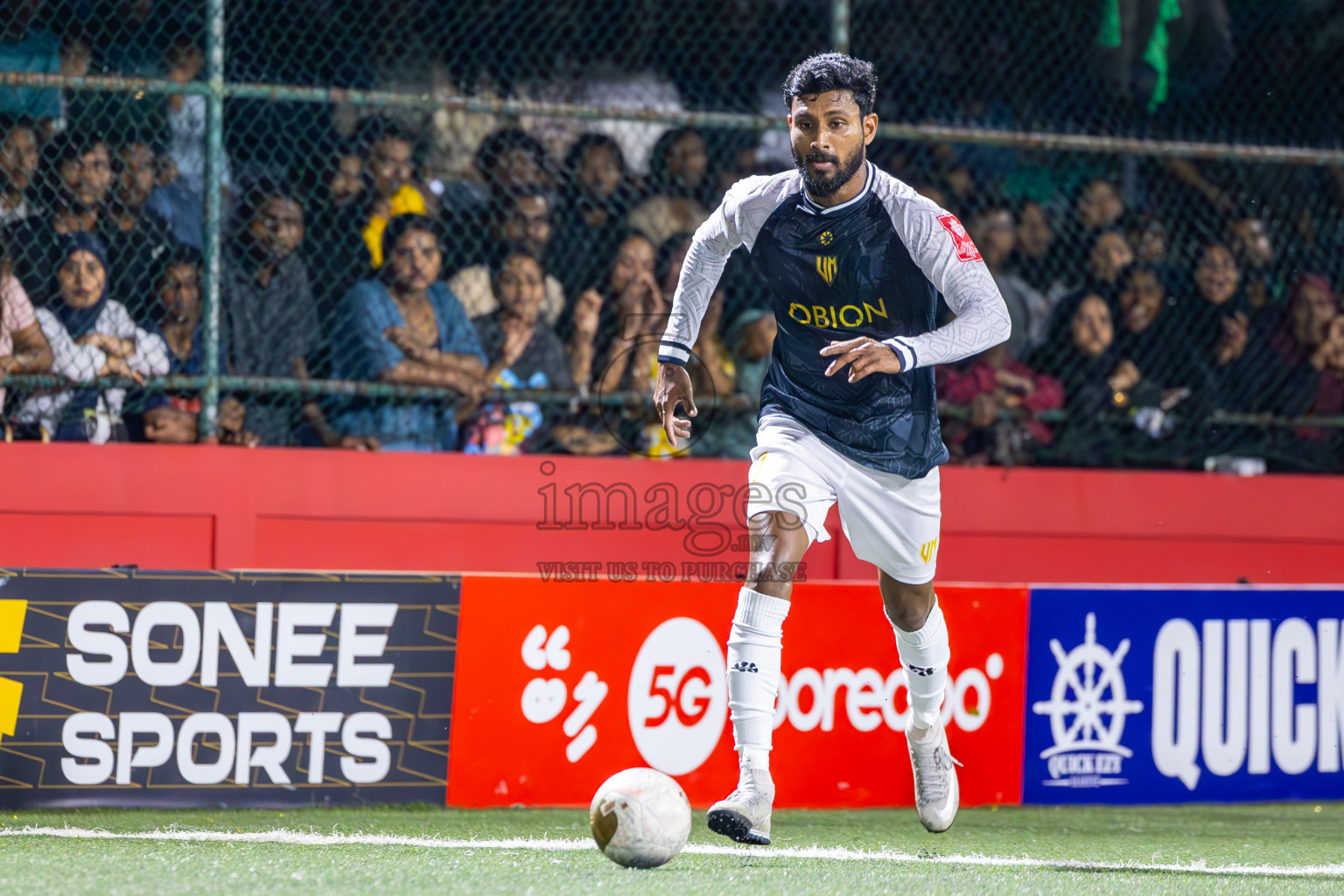 Hulhumale vs Villimale in Zone Round on Day 31 of Golden Futsal Challenge 2025 was held on Tuesday, 4th February 2025, in Hulhumale', Maldives.
Photos: Ismail Thoriq / images.mv