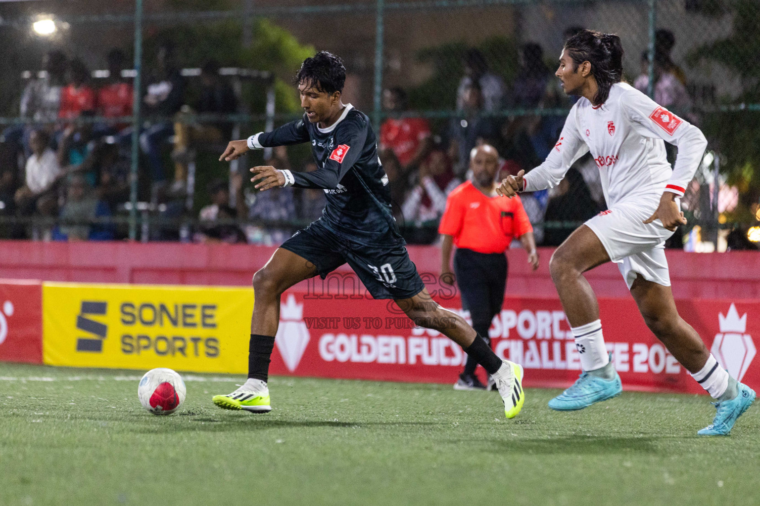 R Hulhudhuffaaru vs R Fainu in Day 10 of Golden Futsal Challenge 2024 was held on Tuesday, 23rd January 2024, in Hulhumale', Maldives Photos: Nausham Waheed / images.mv