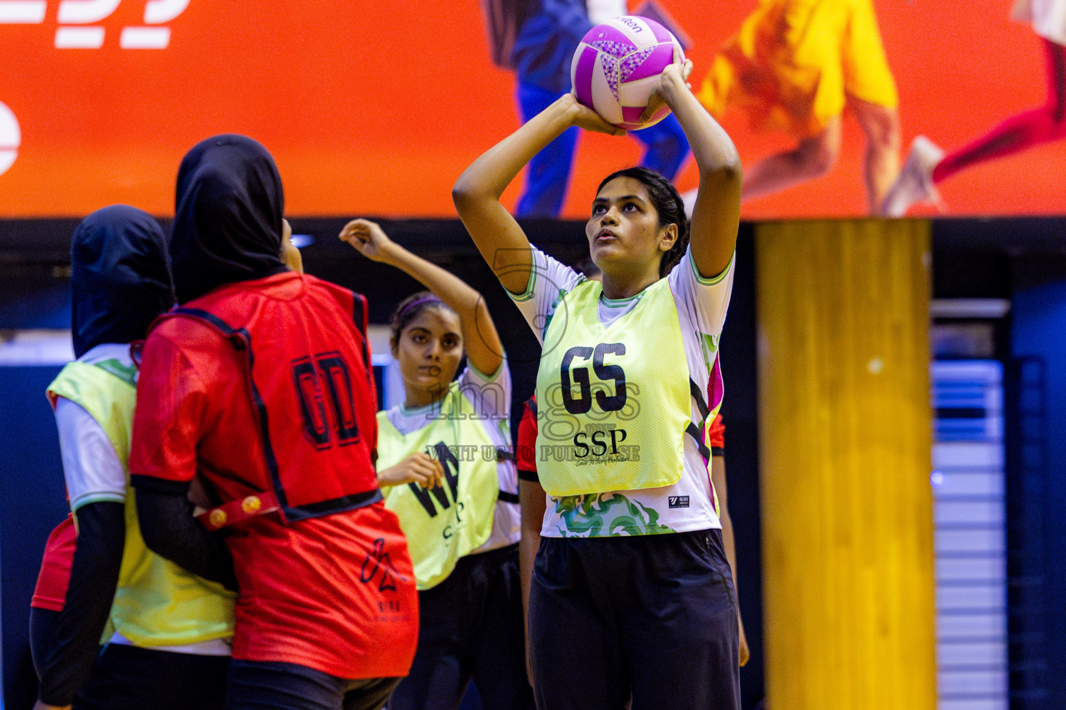Matrix vs Club green streets in 1st division Final of National Netball Tournament 2025 held in Social Center at Male', Maldives on Thursday, 29th May 2025. Photos: Nausham Waheed / images.mv