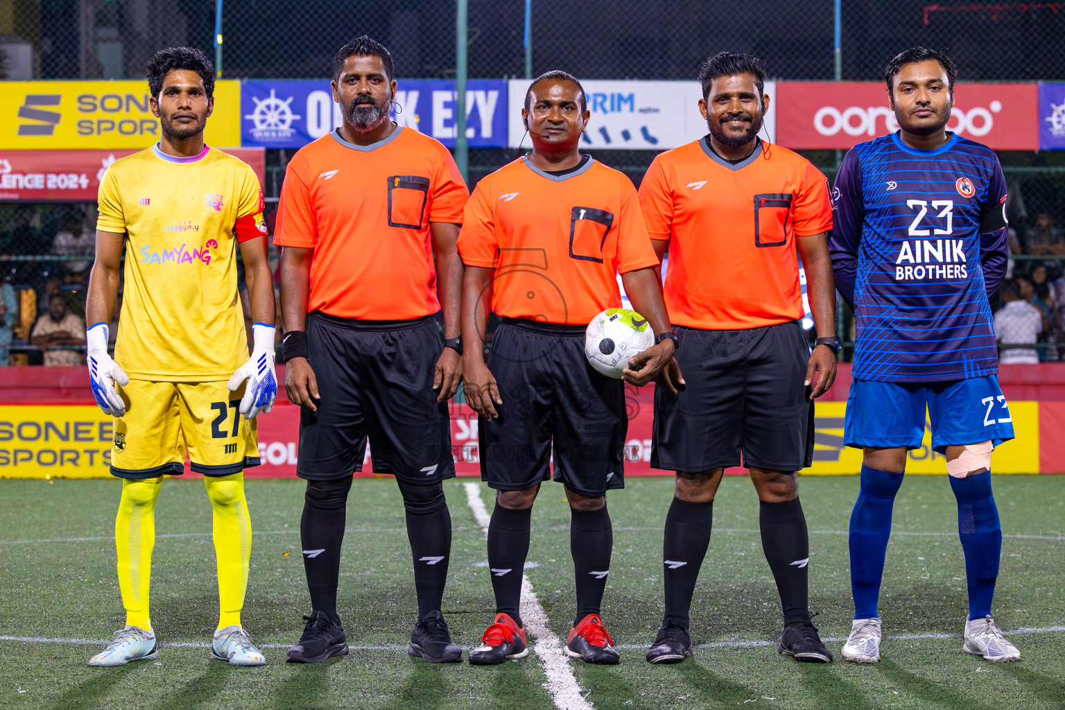 Lh Olhuvelifushi vs Lh Hinnavaru in Day 27 of Golden Futsal Challenge 2024 was held on Saturday , 10th February 2024 in Hulhumale', Maldives
Photos: Ismail Thoriq / images.mv