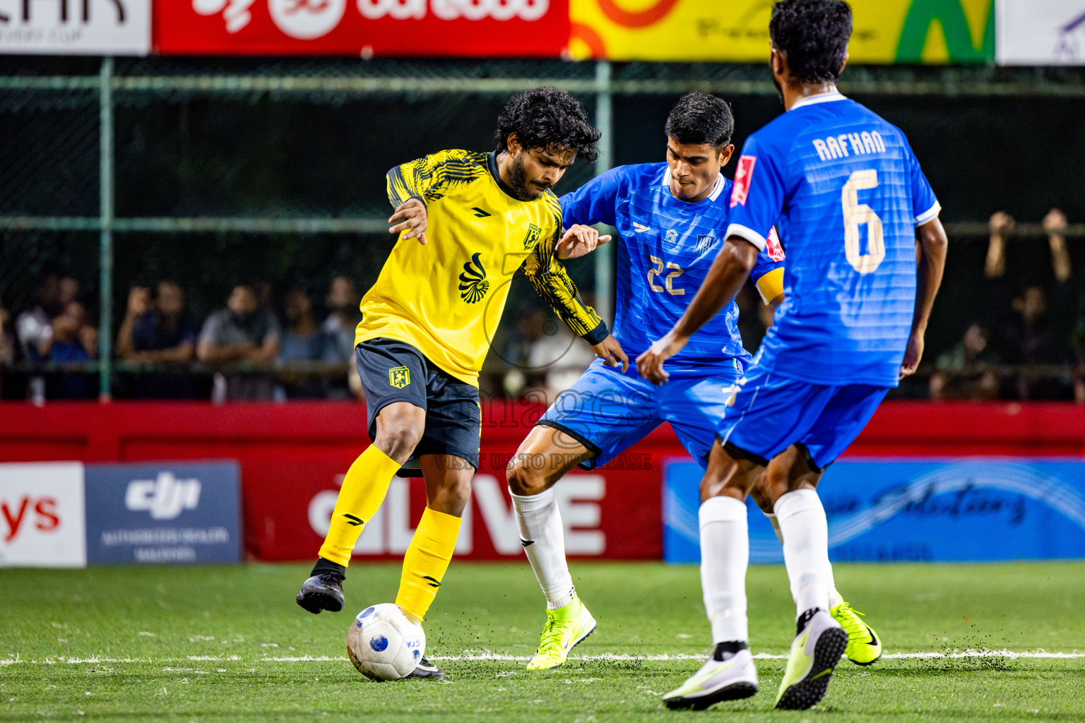 Lh Naifaru vs Lh Kurendhoo in Lhaviyani Atoll Finals Day 26 of Golden Futsal Challenge 2025 was held on Thursday , 30th January 2025, in Hulhumale', Maldives. Photos: Nausham Waheed / images.mv