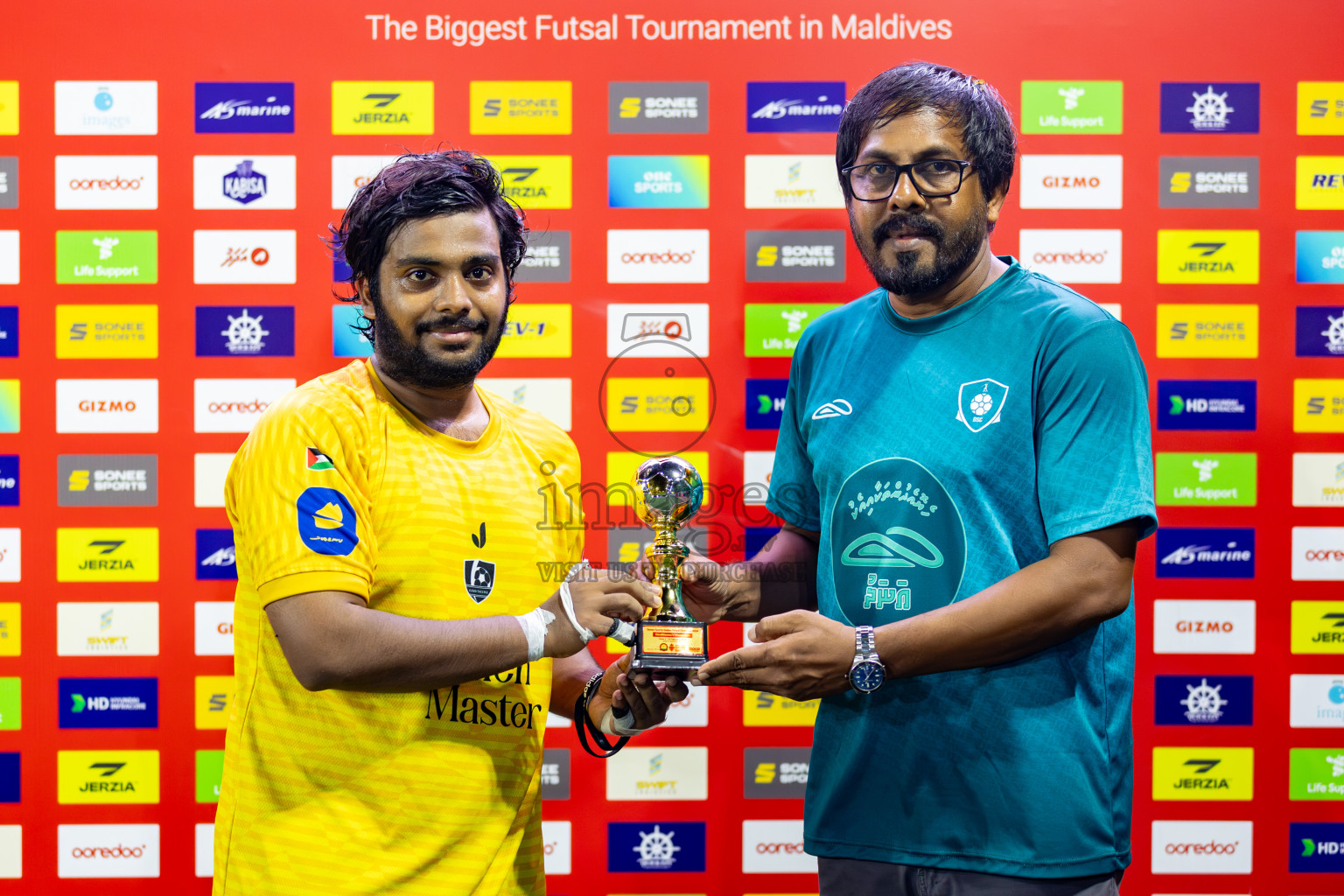 Sh. Kanditheemu VS R. Dhuvaafaru on Day 35 of Golden Futsal Challenge 2024 was held on Tuesday, 20th February 2024, in Hulhumale', Maldives 
Photos: Hassan Simah, / images.mv