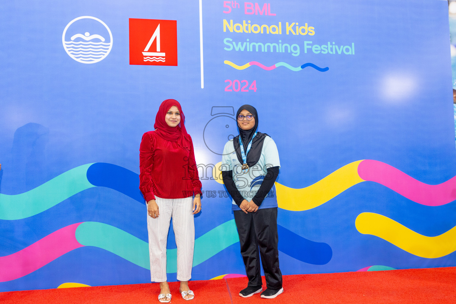 Closing of BML 5th National Swimming Kids Festival 2024 held in Hulhumale', Maldives on Saturday, 23rd November 2024.
Photos: Ismail Thoriq / images.mv