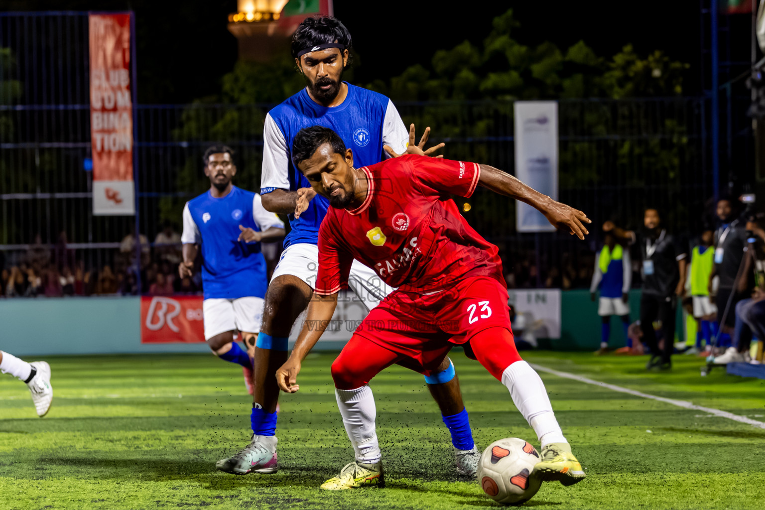 Eydhafushi vs Hithaadhoo in the finals of Better in Baa Futsal Fiesta 2025 Men's division held in B. Eydhafushi, Maldives on Monday, 17th November 2025. Photos: Nausham Waheed / images.mv