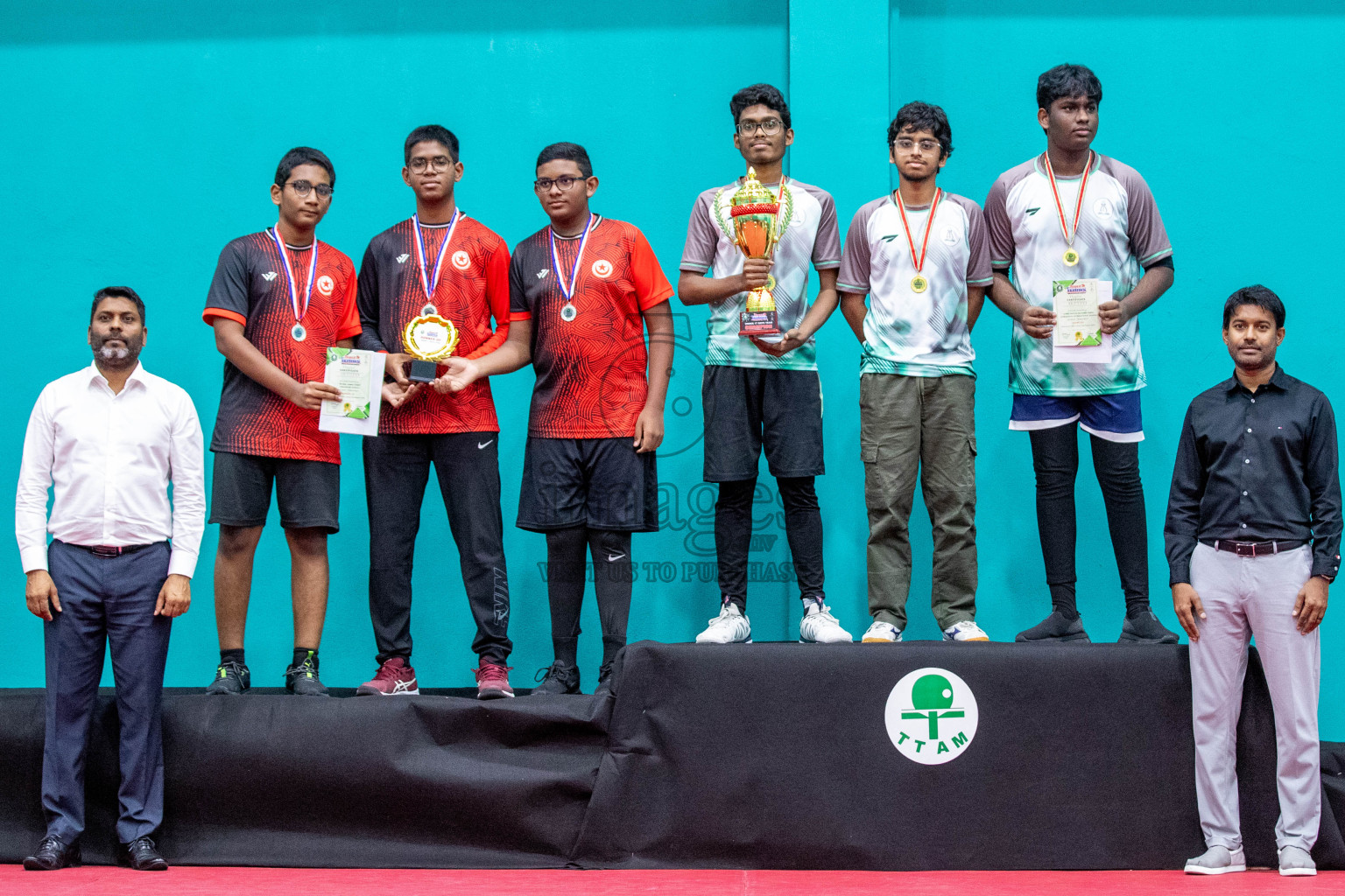 Senior Finals and Awarding ceremony of Interschool Table Tennis Tournament 2024 was held in Male' TT Hall, Male', Maldives on Saturday, 10th August 2024.
Photos: Ismail Thoriq / images.mv