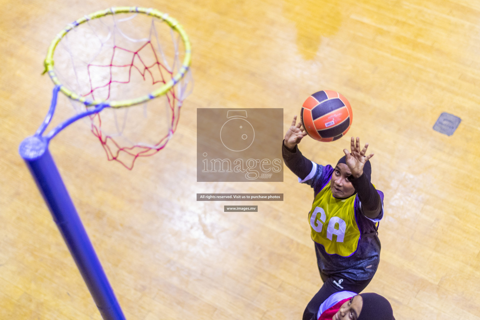 Sports Club Skylark vs Vyansa in the Milo National Netball Tournament 2022 on 17 July 2022, held in Social Center, Male', Maldives. 
Photographer: Hassan Simah / Images.mv