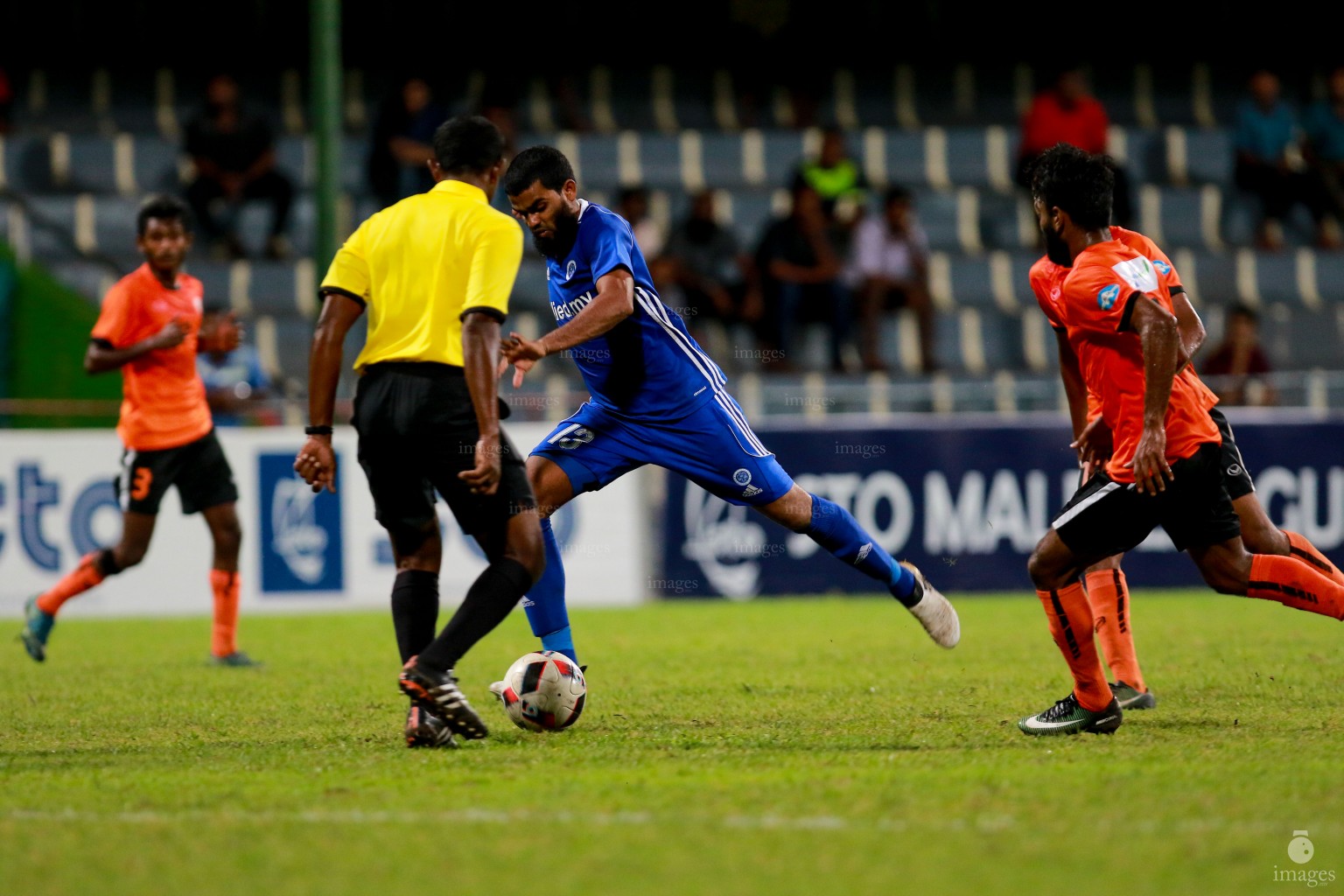 Club Eagles vs New Radiant Sports Club in the first round of STO Male League. Male , Maldives. Sunday 7 May 2017. (Images.mv Photo/ Abdulla Abeedh).