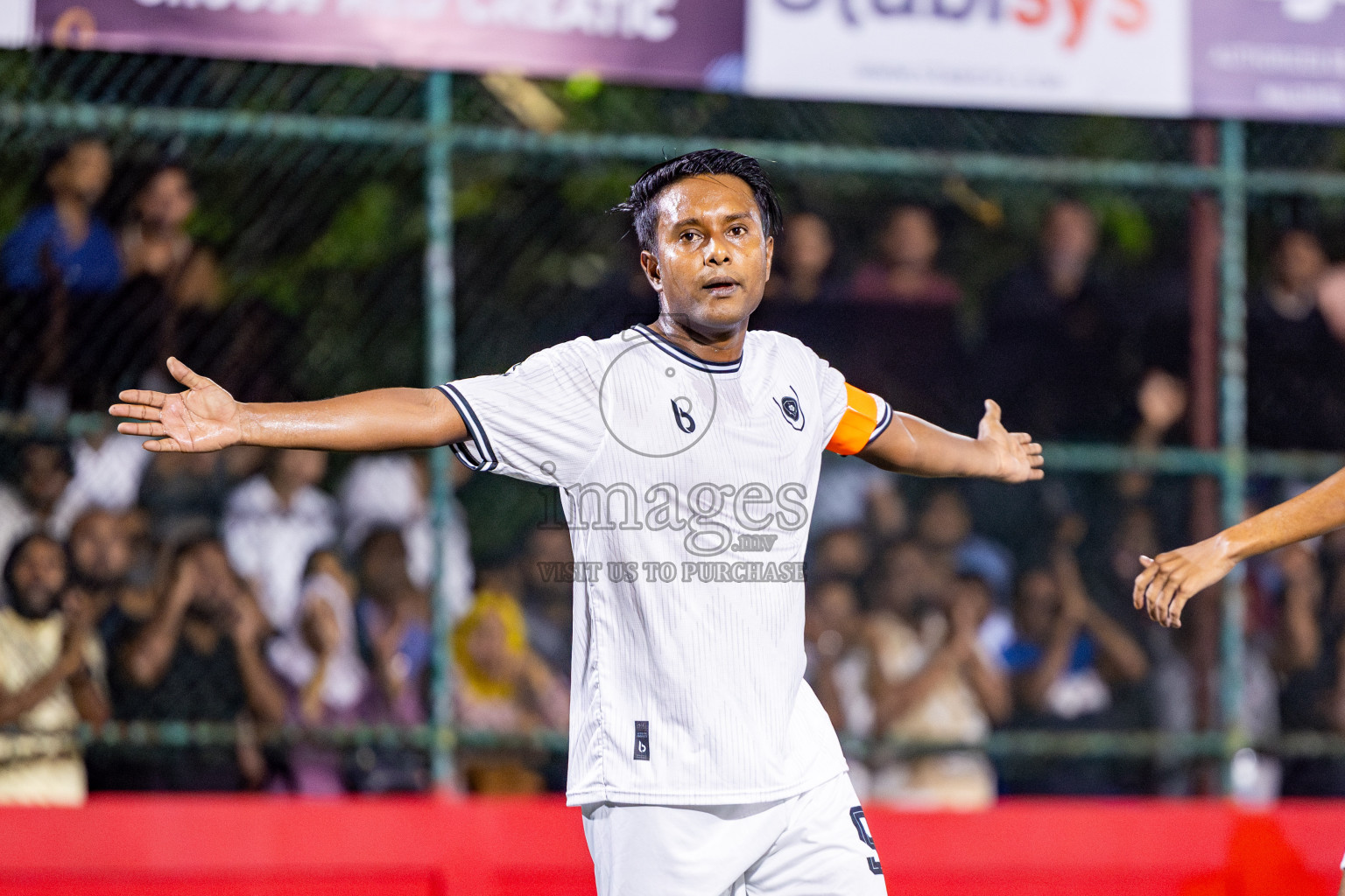 R Dhuvaafaru vs R Meedhoo in Day 14 of Golden Futsal Challenge 2025 was held on Saturday, 18th January 2025, in Hulhumale', Maldives. Photos: Nausham Waheed / images.mv