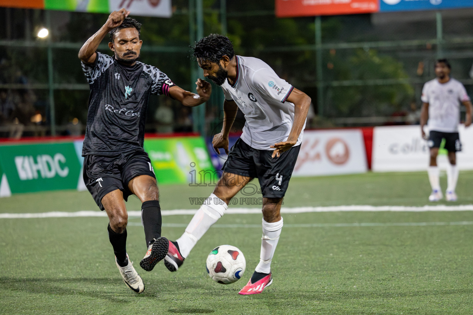 DHAAKHILY CLUB vs KULHIVARU VUZARA CLUB in Club Maldives Classic 2024 held in Rehendi Futsal Ground, Hulhumale', Maldives on Thursday, 12th September 2024. 
Photos: Hassan Simah / images.mv