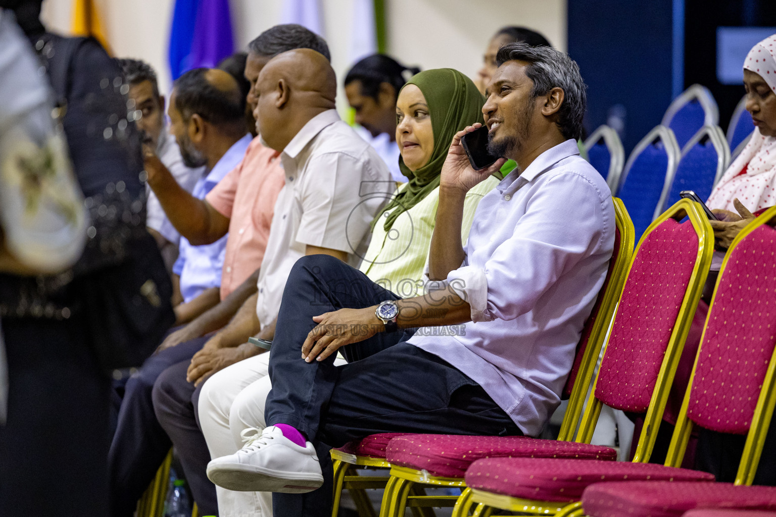 Iskandhar School vs Ghiyasuddin International School in the U15 Finals of Inter-school Netball Tournament held in Social Center at Male', Maldives on Monday, 26th August 2024. Photos: Hassan Simah / images.mv