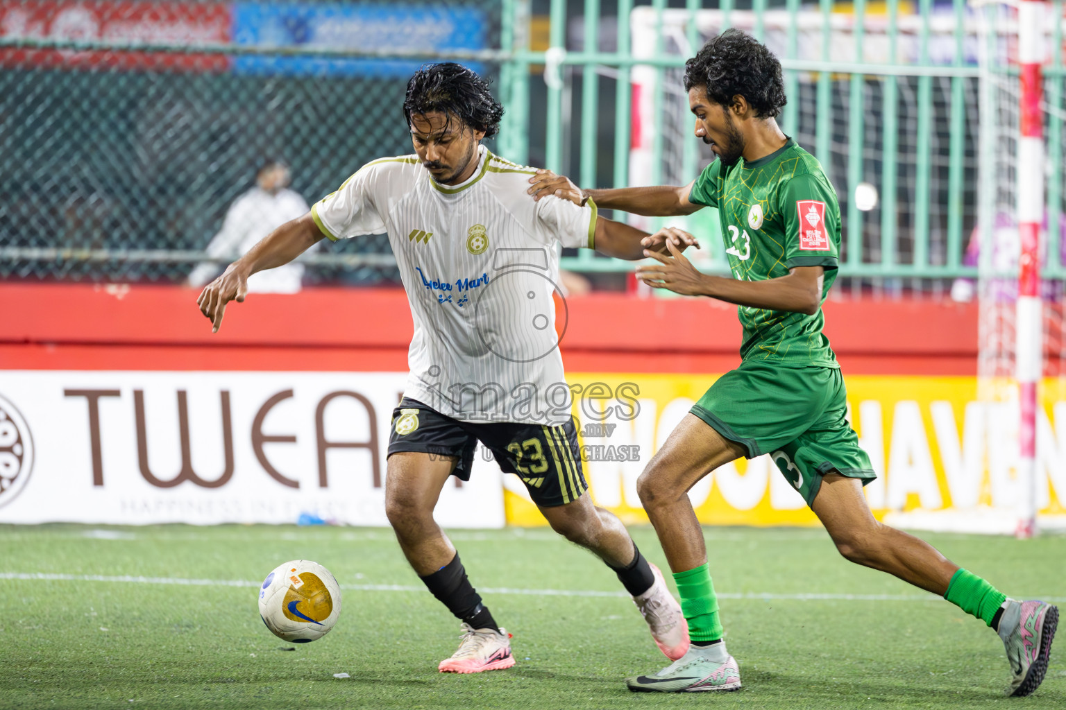 R Rasgetheemu vs R Maduvvari in Day 14 of Golden Futsal Challenge 2025 was held on Saturday, 18th January 2025, in Hulhumale', Maldives. Photos: Ismail Thoriq / images.mv