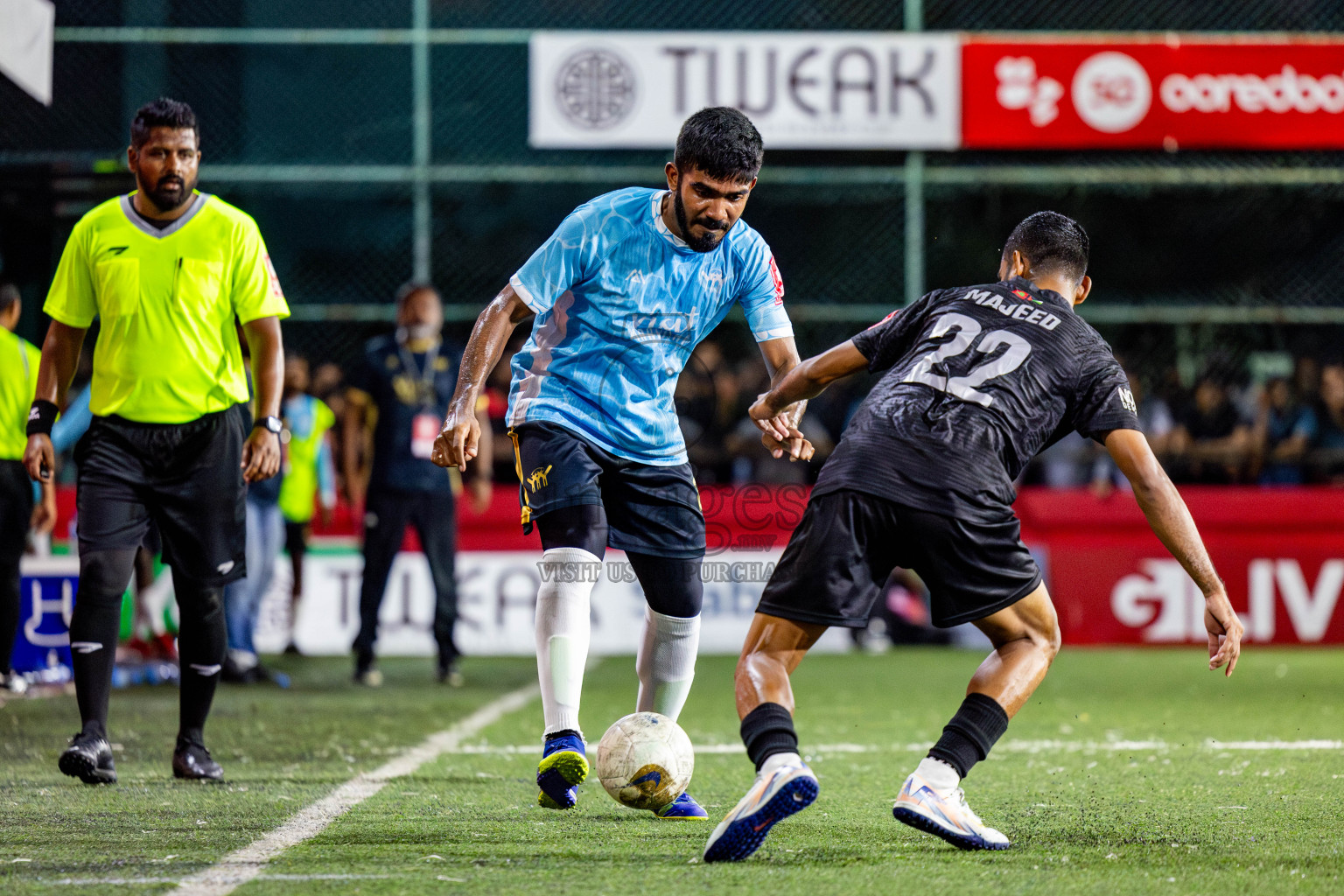 K Maafushi vs K Kaashidhoo in zone round on Day 31 of Golden Futsal Challenge 2025 was held on Tuesday , 4th February 2025, in Hulhumale', Maldives. Photos: Nausham Waheed / images.mv