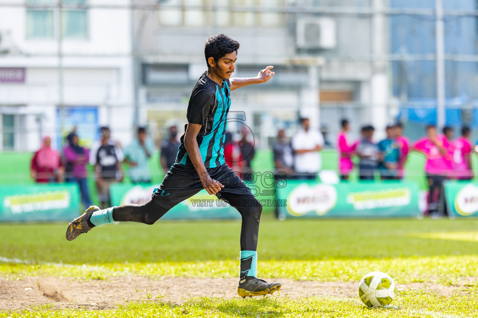 Day 5 of MILO Academy Championship 2025 (U14) was held on Monday, 3rd November 2025 at Henveiru Football Grounds, Male', Maldives . 

Photos: Mohamed Mahfooz Moosa / images.mv