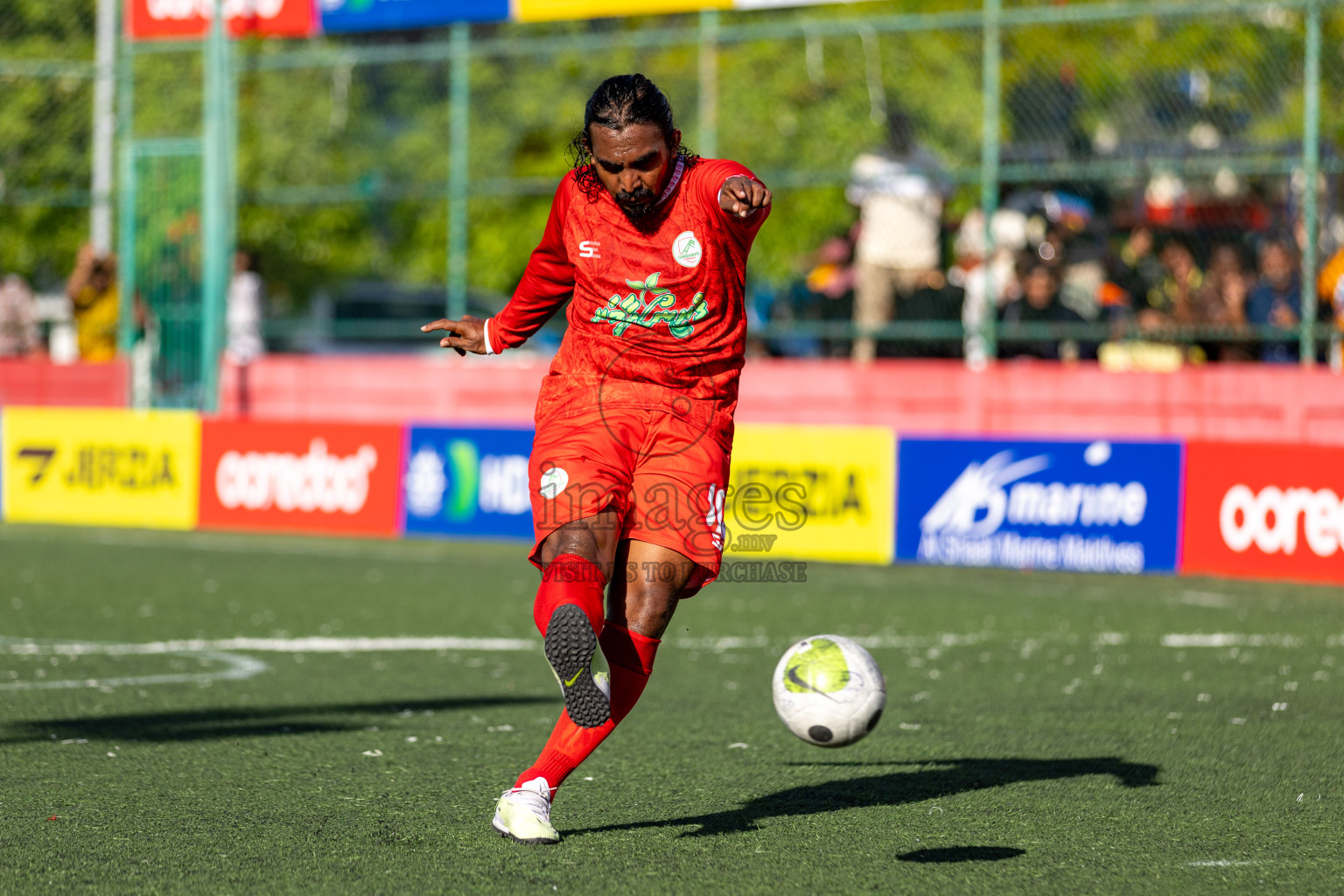 Th. Buruni vs Th. Gaadhiffushi in Day 6 of Golden Futsal Challenge 2024 was held on Saturday, 20th January 2024, in Hulhumale', Maldives 
Photos: Hassan Simah / images.mv